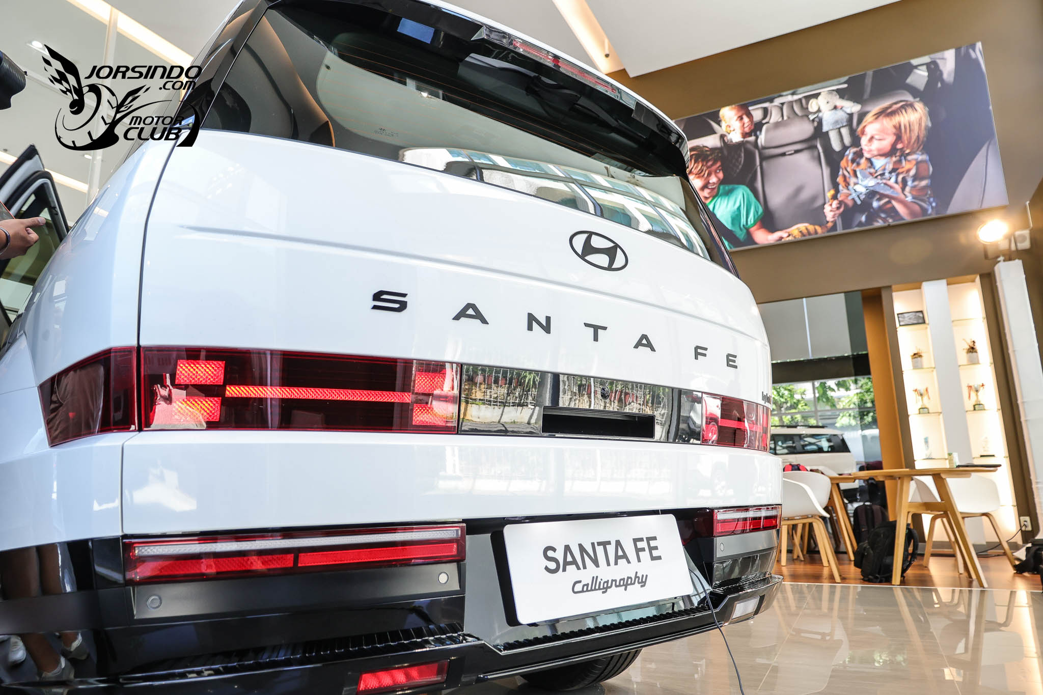 奢華油電七座、212.9萬！Hyundai Santa Fe Calligraphy國內上市2232|小老婆汽機車資訊網