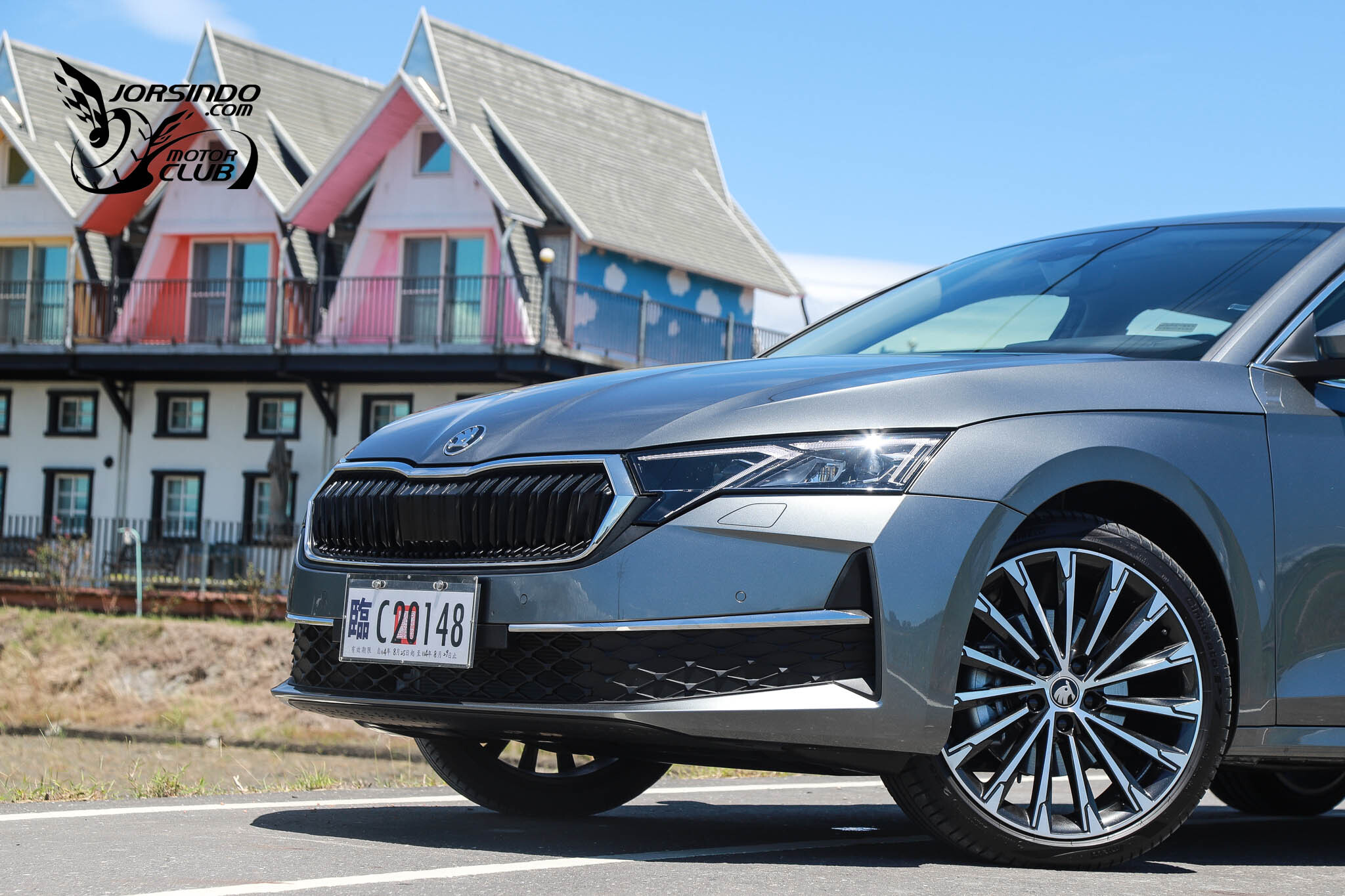 全天候操駕能手！Skoda小改款Octavia Combi 2.0 TSI 4x4試駕1346|小老婆汽機車資訊網