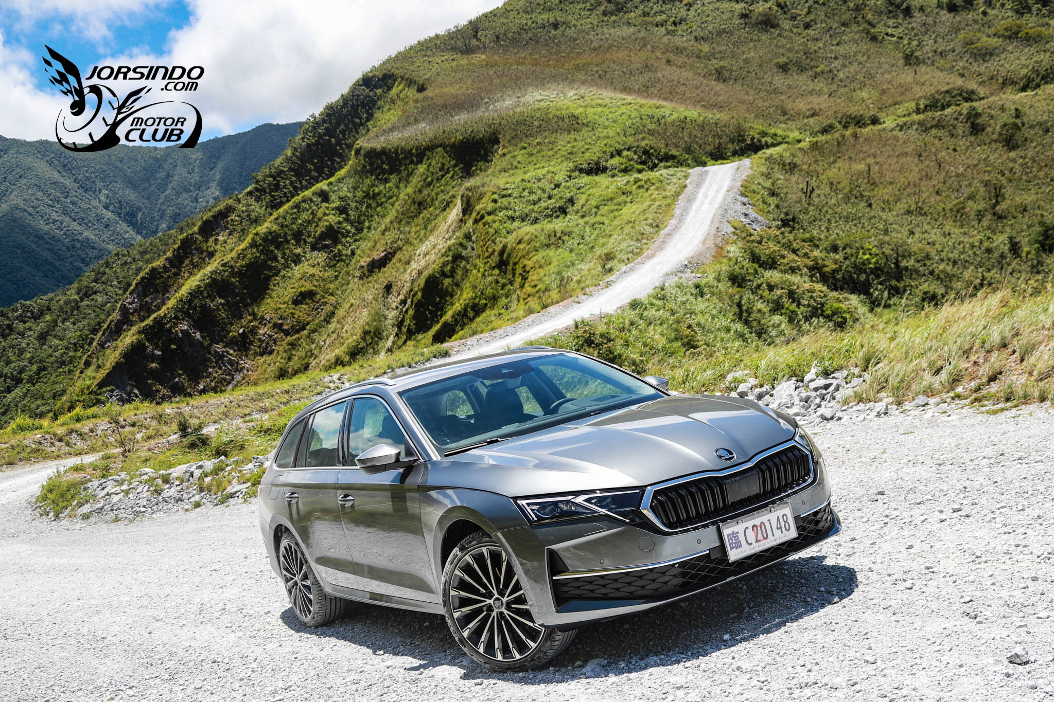 全天候操駕能手！Skoda小改款Octavia Combi 2.0 TSI 4x4試駕4491|小老婆汽機車資訊網