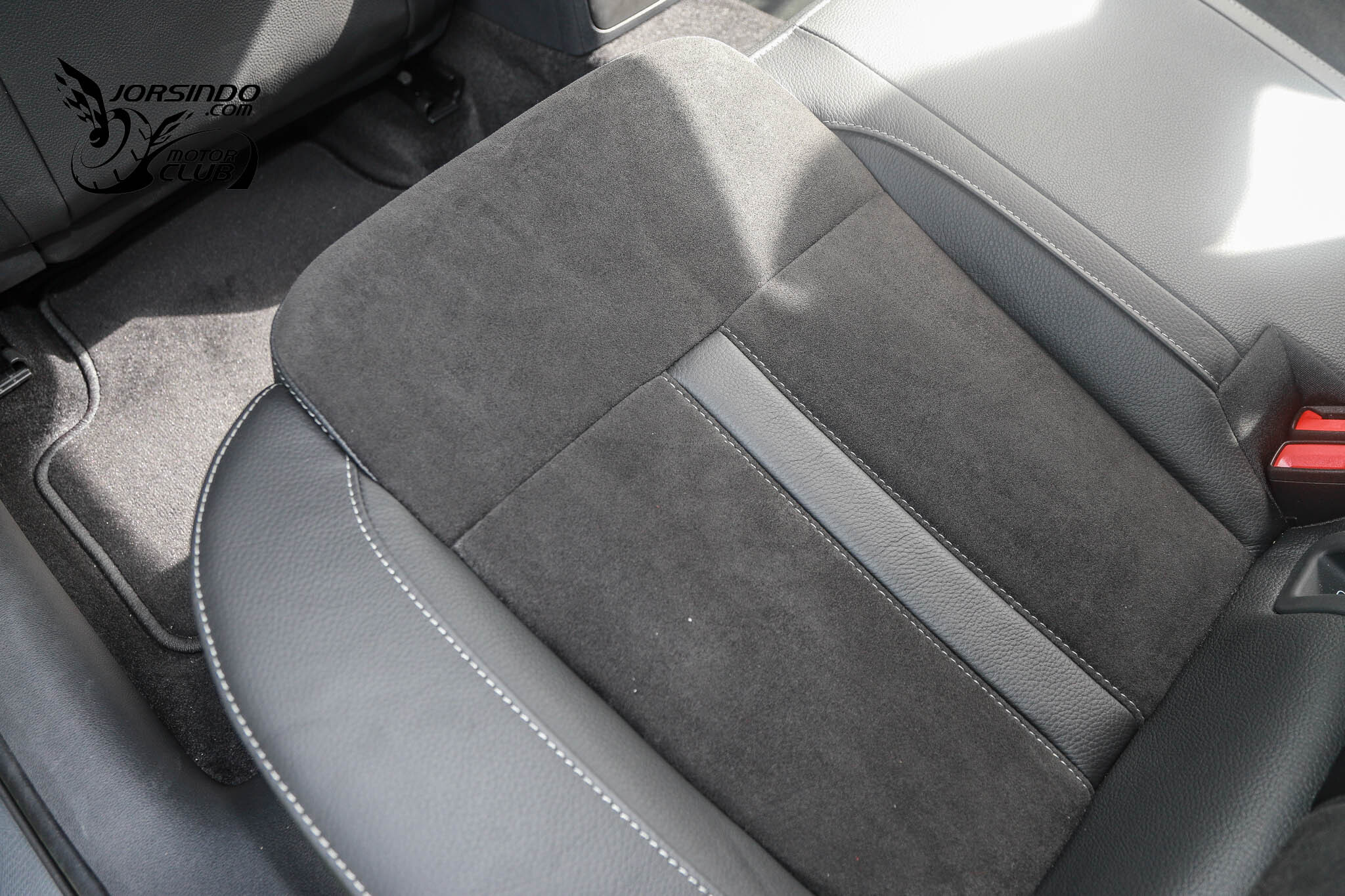 全天候操駕能手！Skoda小改款Octavia Combi 2.0 TSI 4x4試駕9869|小老婆汽機車資訊網
