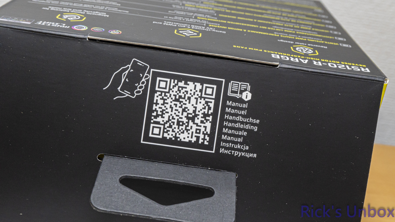 【開箱】海盜船平價短線串接風扇 | CORSAIR RS120-R ARGB PWM WHITE9759|小老婆汽機車資訊網