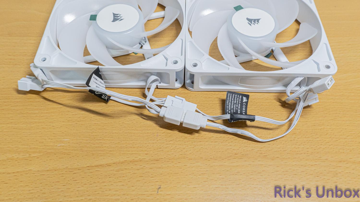 【開箱】海盜船平價短線串接風扇 | CORSAIR RS120-R ARGB PWM WHITE9394|小老婆汽機車資訊網