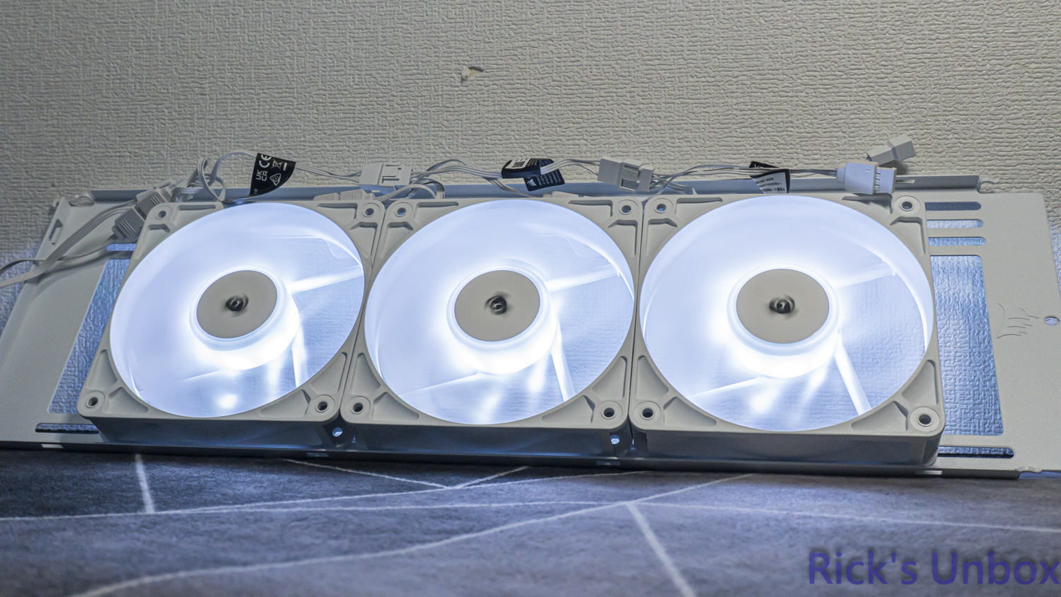 【開箱】海盜船平價短線串接風扇 | CORSAIR RS120-R ARGB PWM WHITE4576|小老婆汽機車資訊網