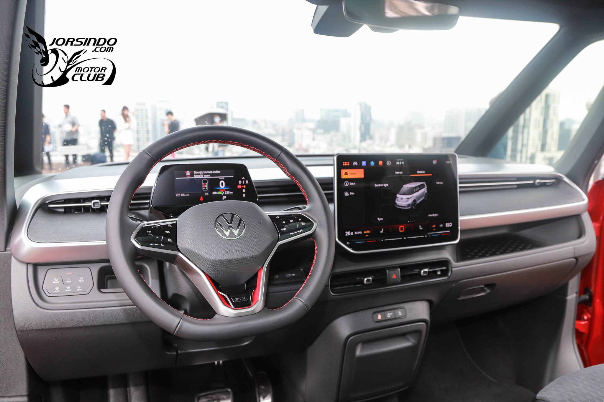 340PS熱血全家福、269.8萬起！福斯商旅ID. Buzz GTX國內上市6709|小老婆汽機車資訊網