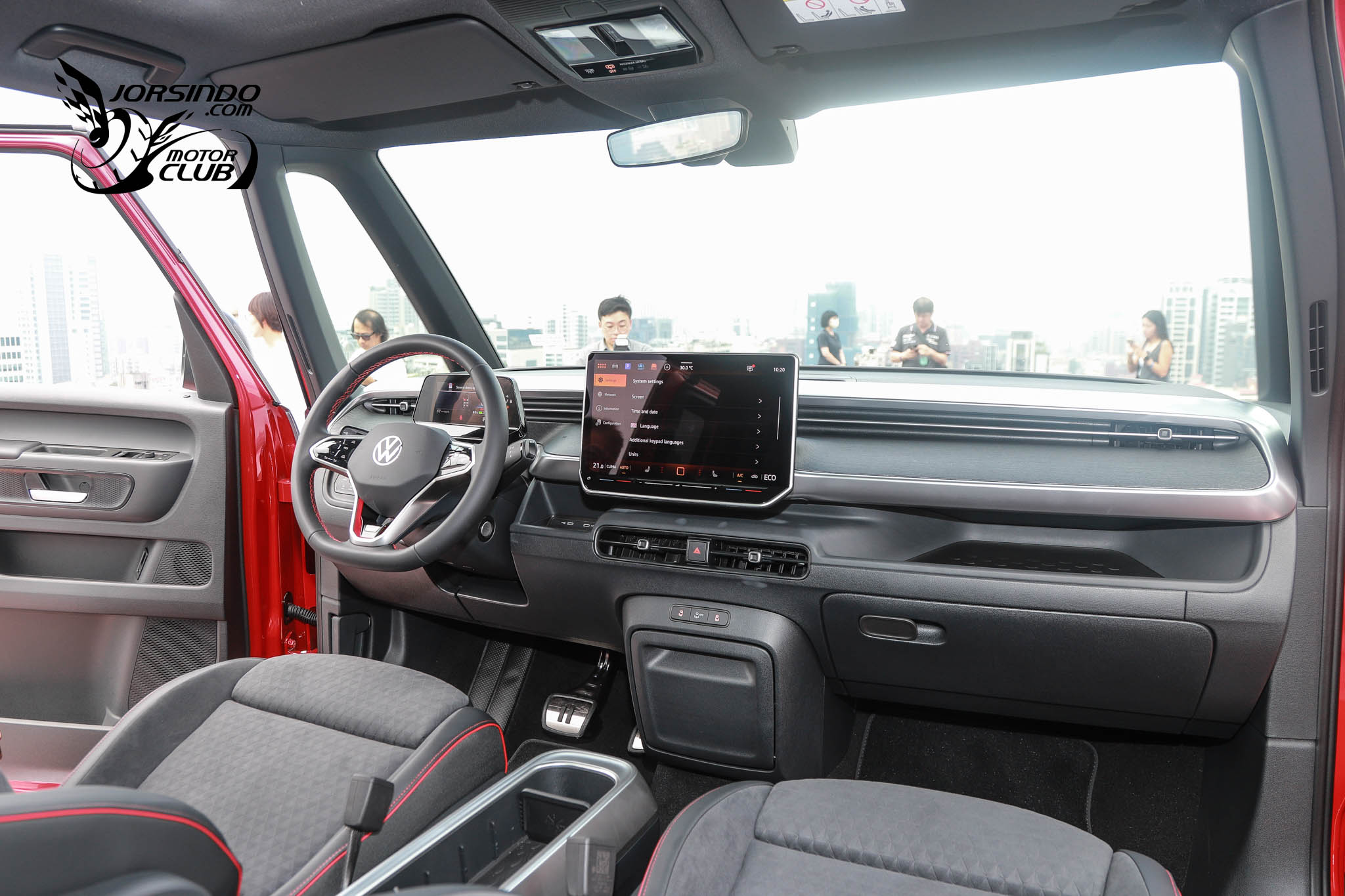 340PS熱血全家福、269.8萬起！福斯商旅ID. Buzz GTX國內上市9466|小老婆汽機車資訊網