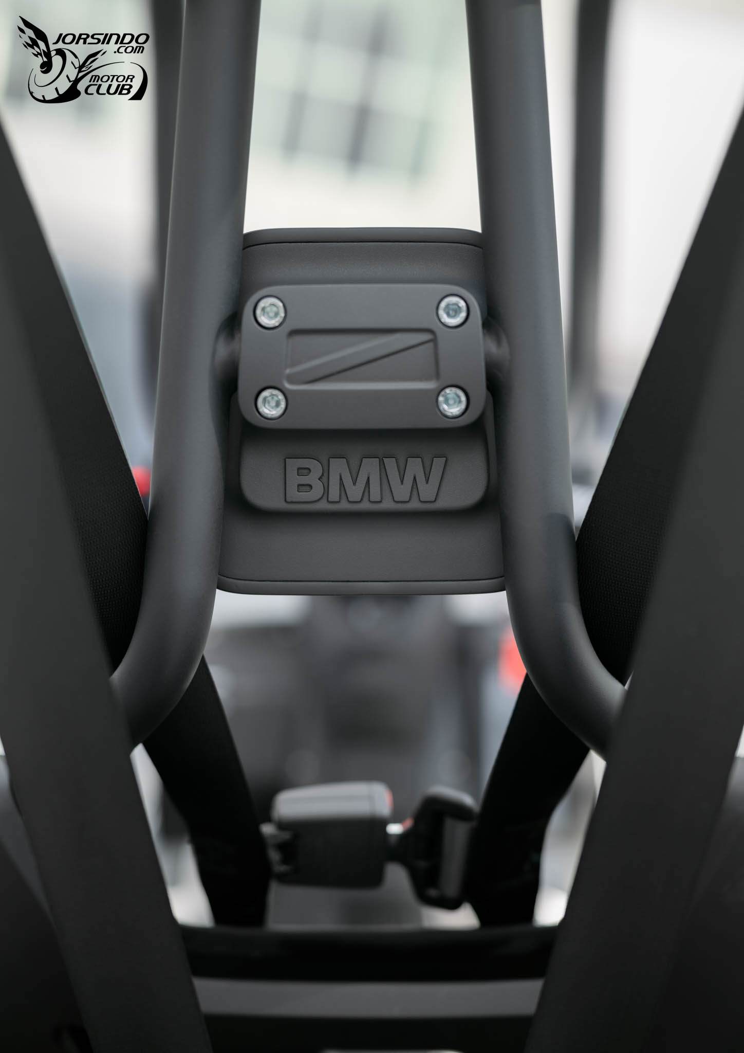 免戴安全帽？2025 BMW Vision CE 帶你回到未來8462|小老婆汽機車資訊網