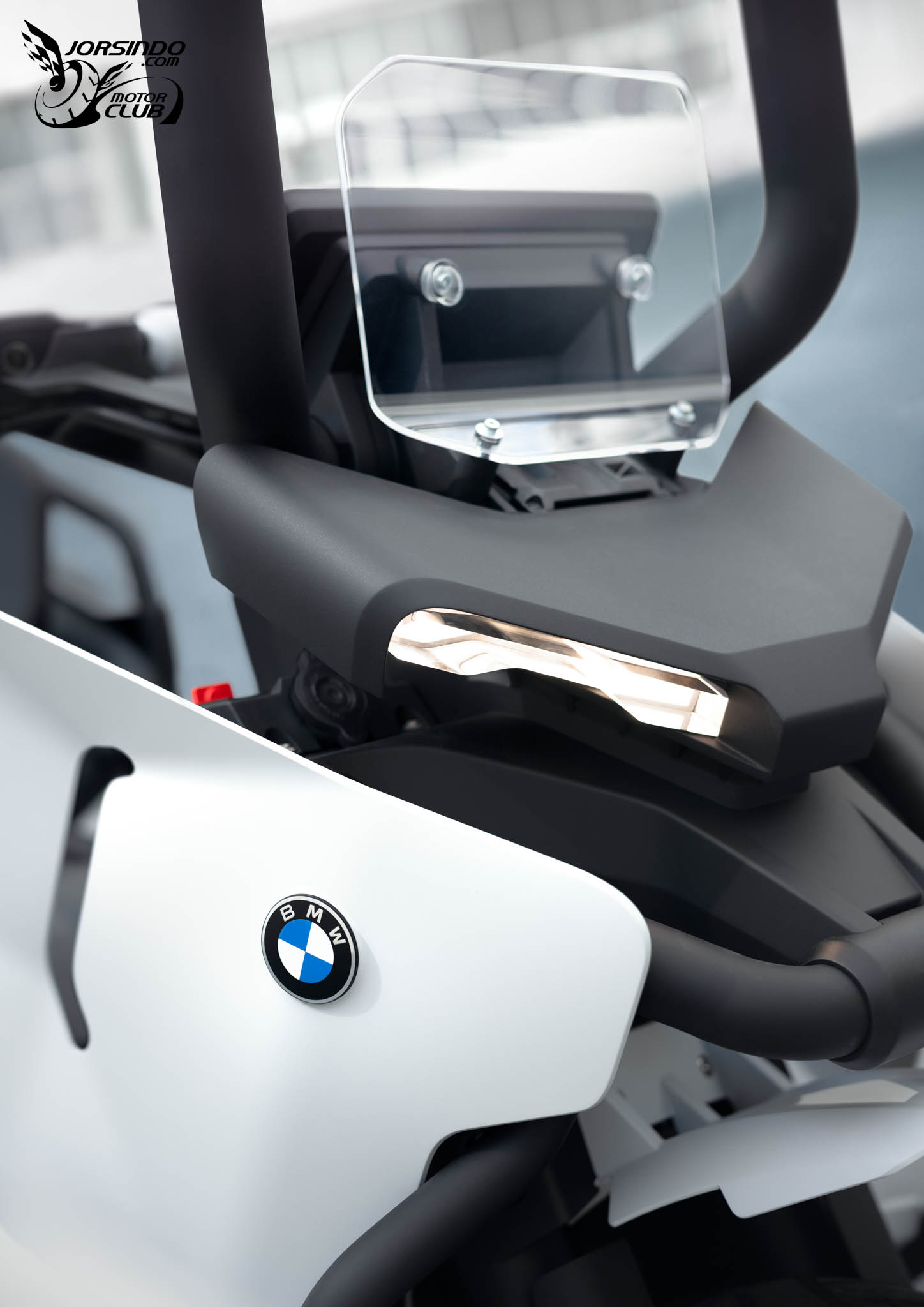 免戴安全帽？2025 BMW Vision CE 帶你回到未來6183|小老婆汽機車資訊網