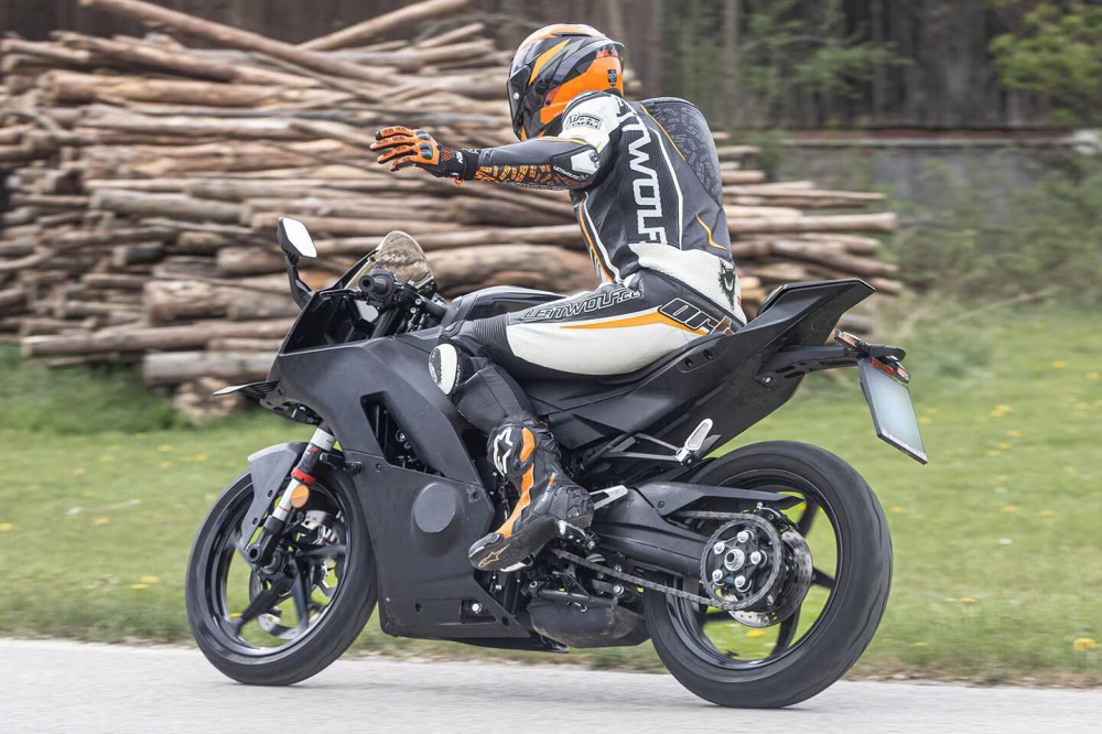 與 CFMOTO 共用料件？KTM RC490 曝光！3616|ktm,rc490,rc390小老婆汽機車資訊網