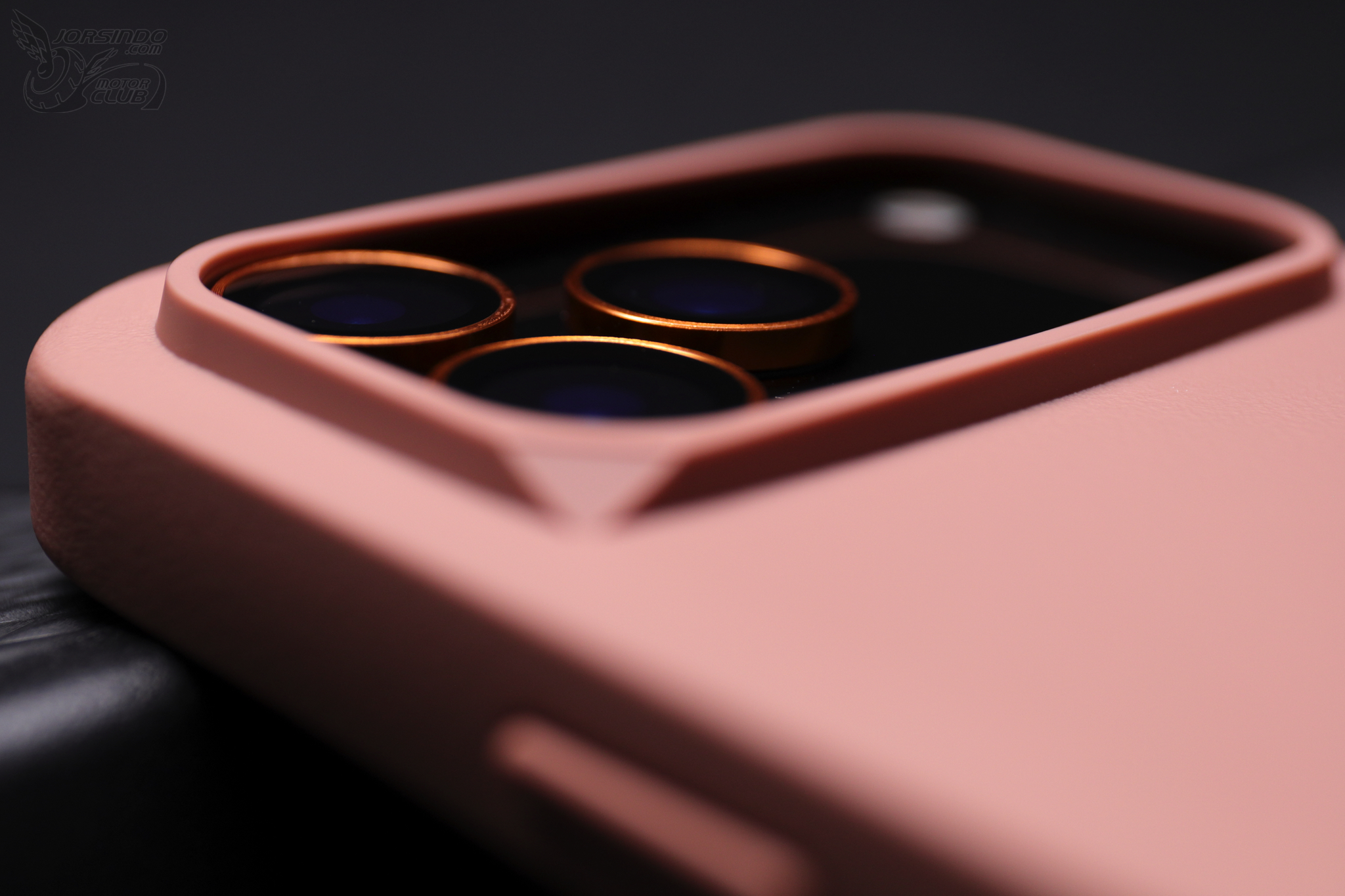 iPhone 17全方位防護首選!犀牛盾防摔手機殼/保護貼、支架推薦9311|小老婆汽機車資訊網