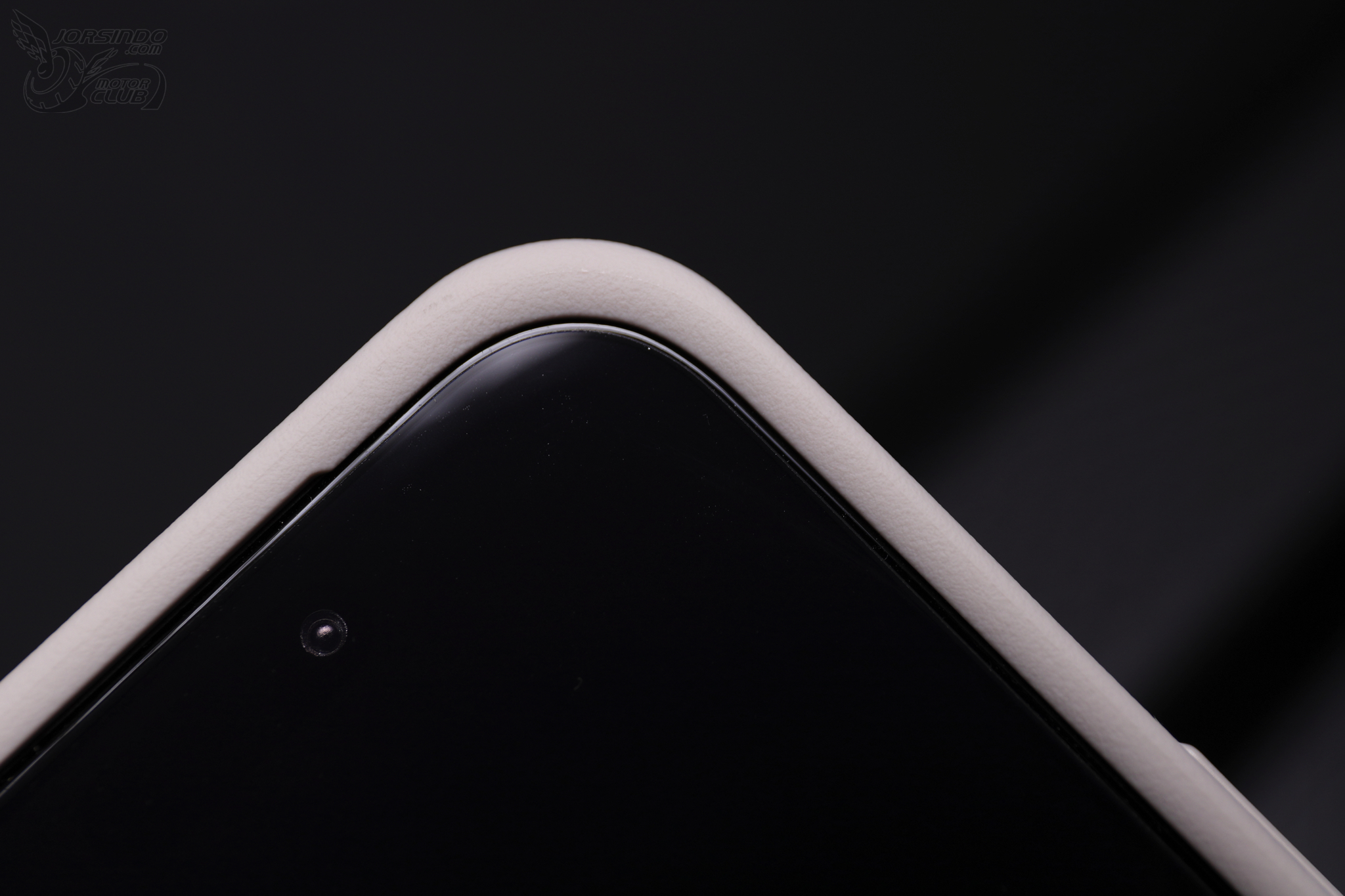 iPhone 17全方位防護首選!犀牛盾防摔手機殼/保護貼、支架推薦4381|小老婆汽機車資訊網