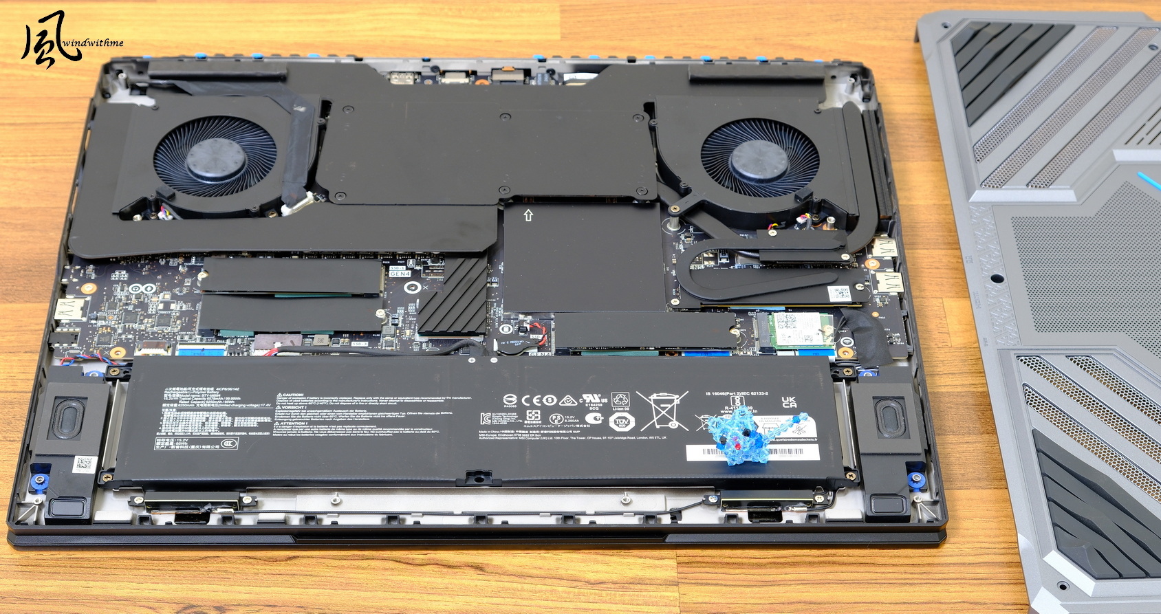 MSI旗艦級Titan 18 HX AI搭載285HX、5090、機械式鍵盤實測解析5722|小老婆汽機車資訊網