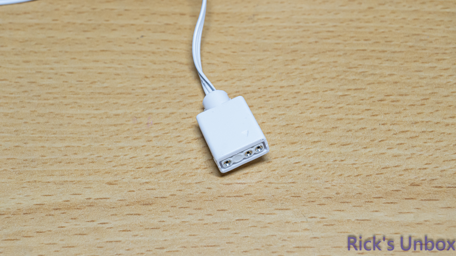 【開箱】TCOMAS首款塔散 | TCOMAS SJ-R400 WHITE2570|小老婆汽機車資訊網