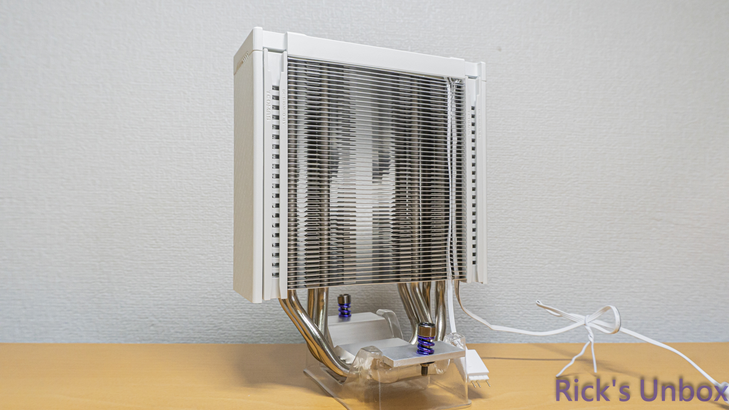 【開箱】TCOMAS首款塔散 | TCOMAS SJ-R400 WHITE4385|小老婆汽機車資訊網