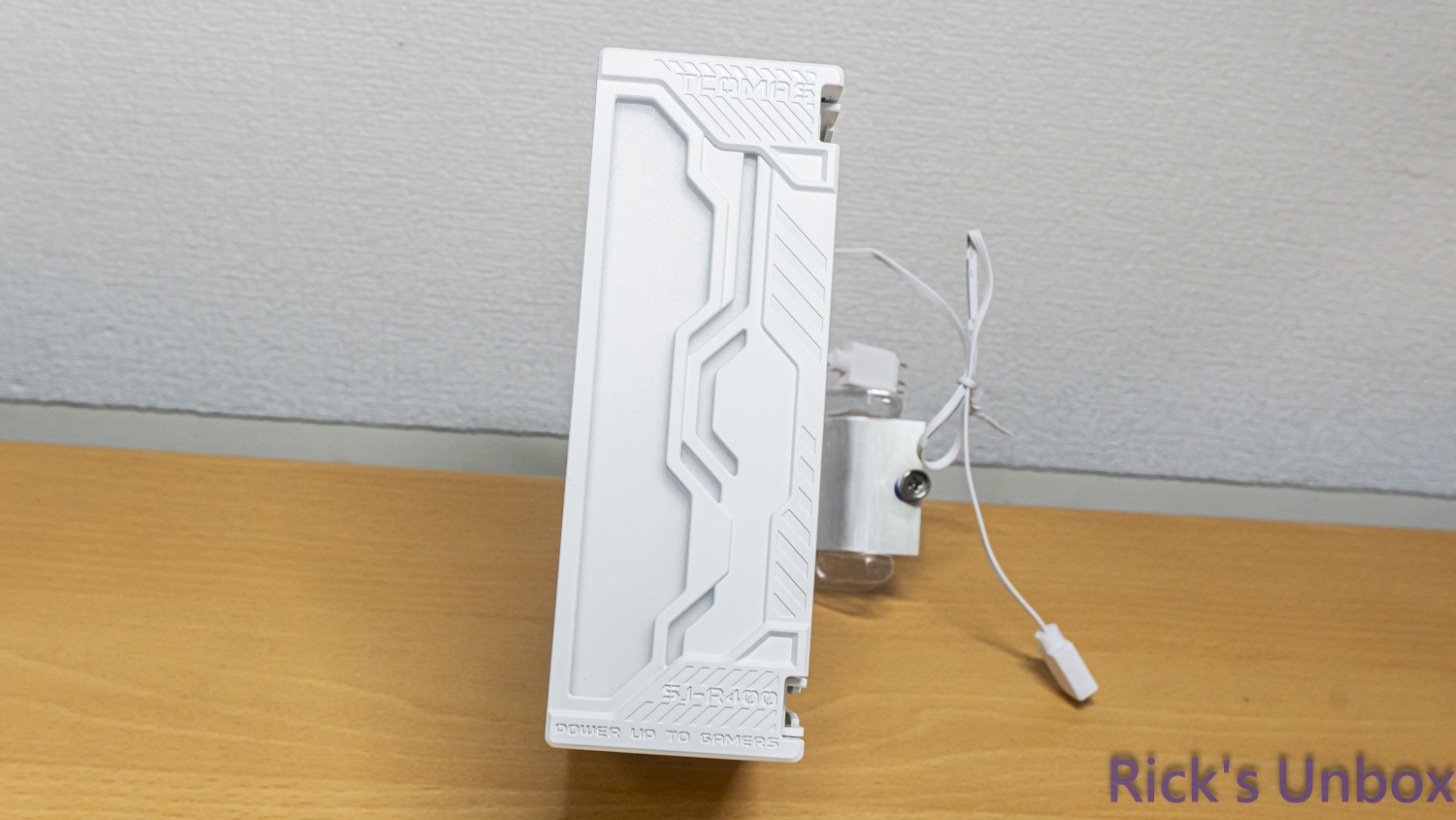 【開箱】TCOMAS首款塔散 | TCOMAS SJ-R400 WHITE3704|小老婆汽機車資訊網