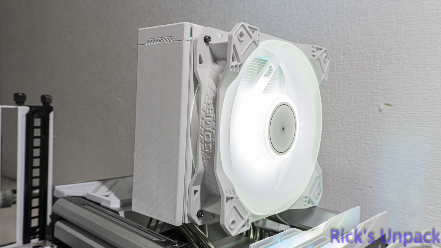 【開箱】TCOMAS首款塔散 | TCOMAS SJ-R400 WHITE1300|小老婆汽機車資訊網