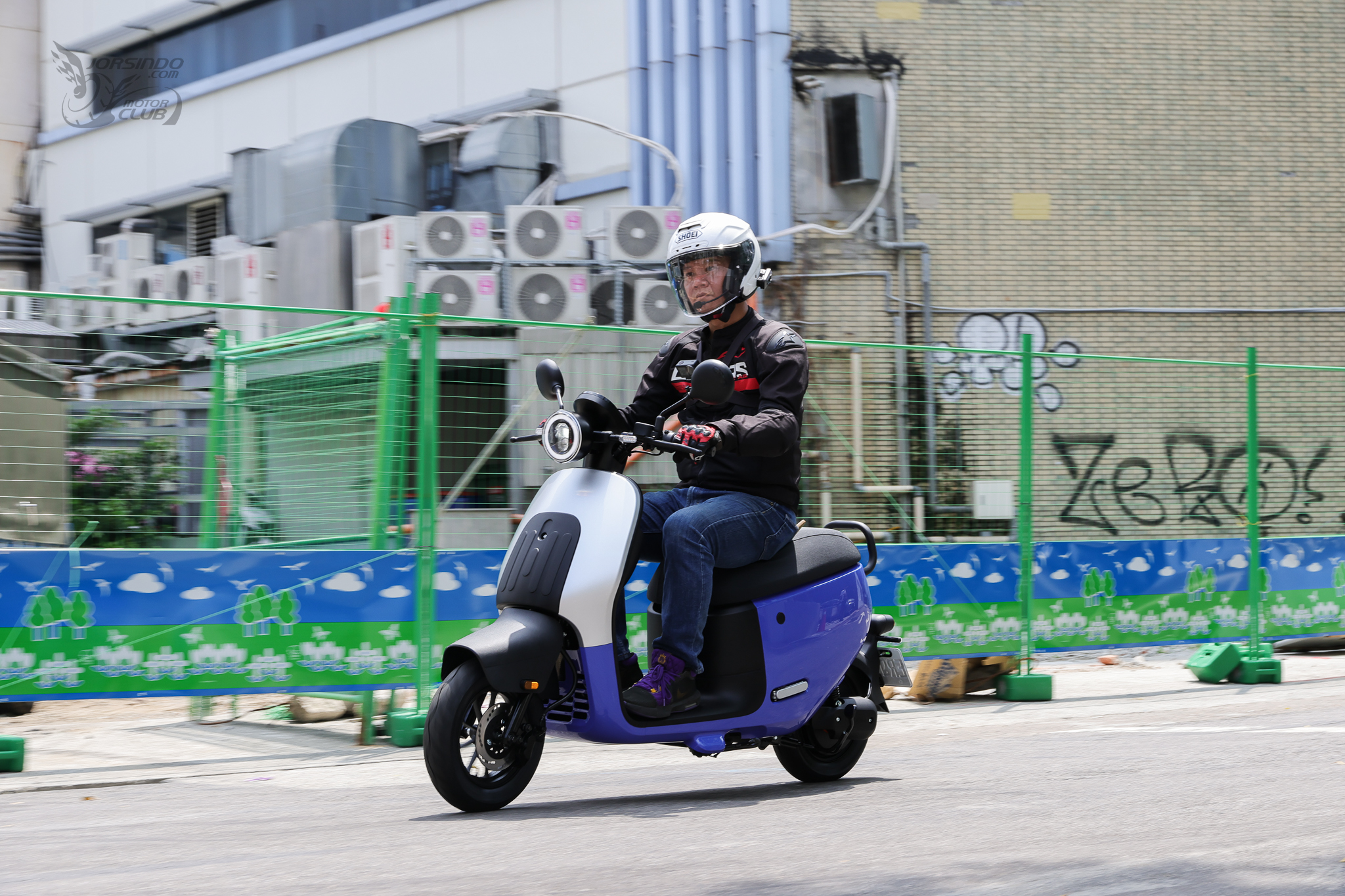 白牌國民「電能」神車Gogoro EZZY 500發表！竟然有Auto Hold5146|gogoro小老婆汽機車資訊網