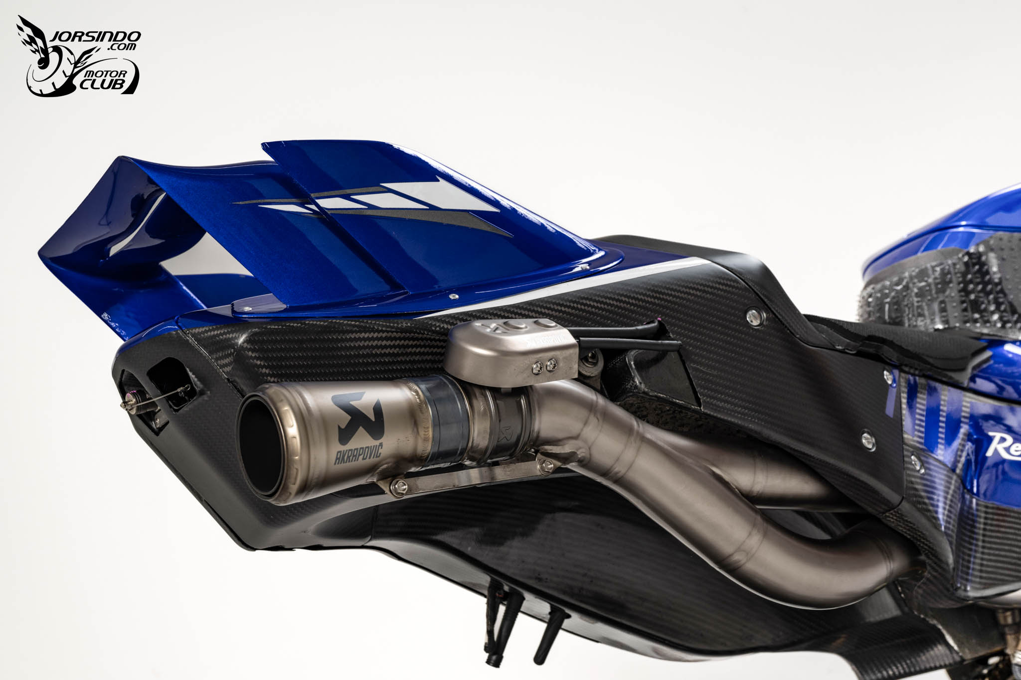 Yamaha V4 引擎計畫啟動！YZR-M1 V4 原型車亮相1416|小老婆汽機車資訊網