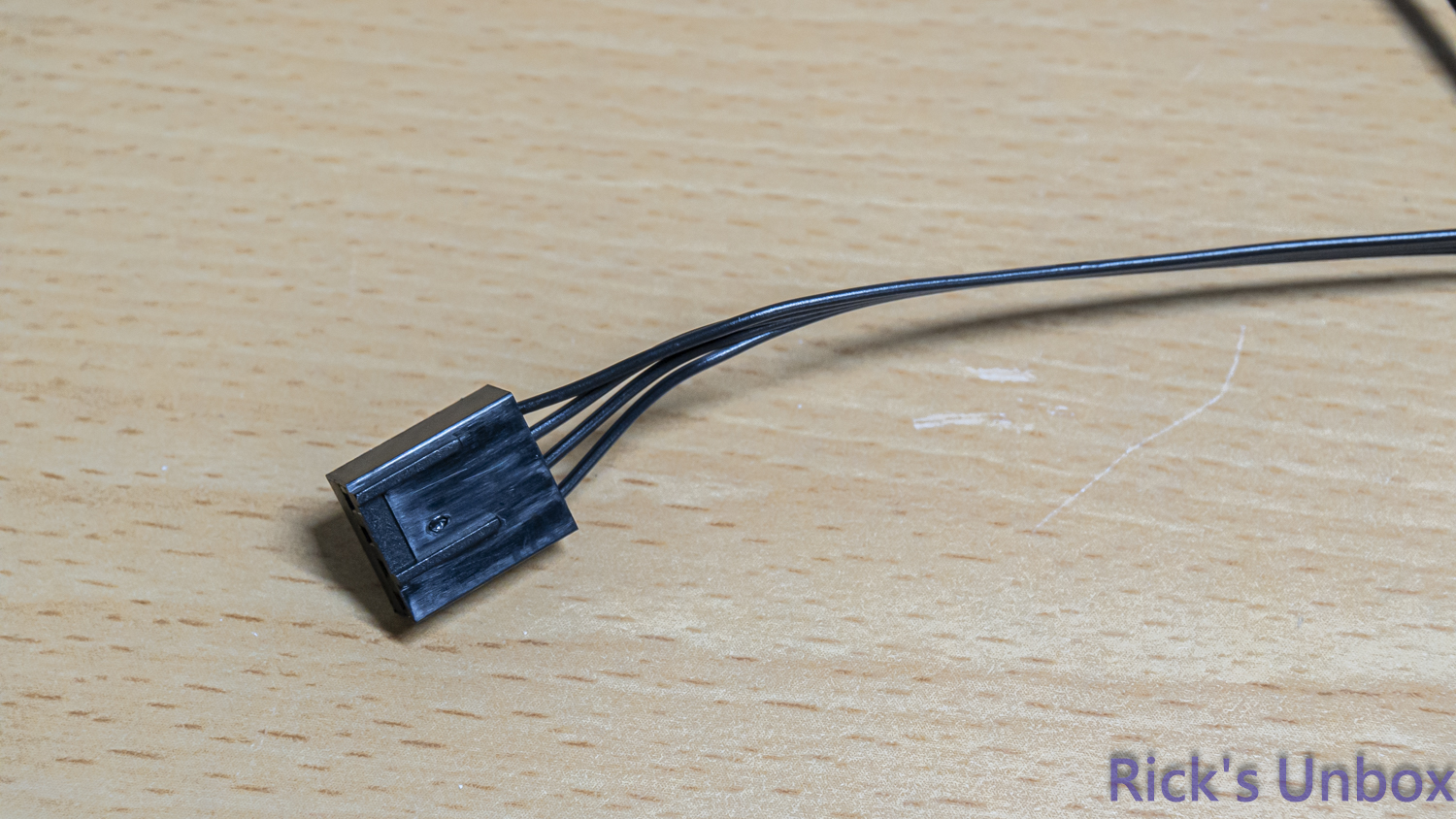 【開箱】曜越平價RGB水冷 | Thermaltake LA360 ARGB SYNC6888|小老婆汽機車資訊網