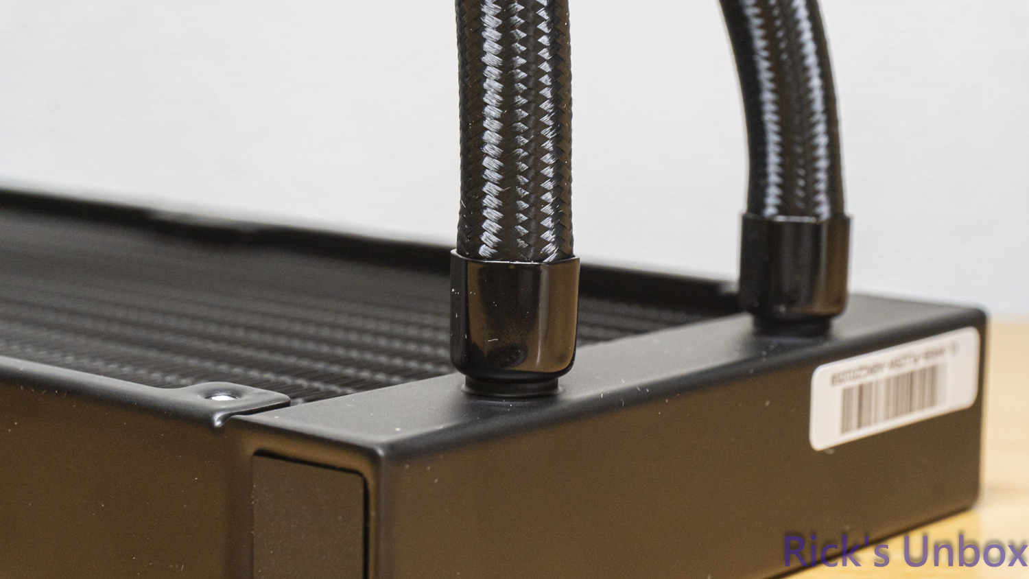 【開箱】曜越平價RGB水冷 | Thermaltake LA360 ARGB SYNC7730|小老婆汽機車資訊網