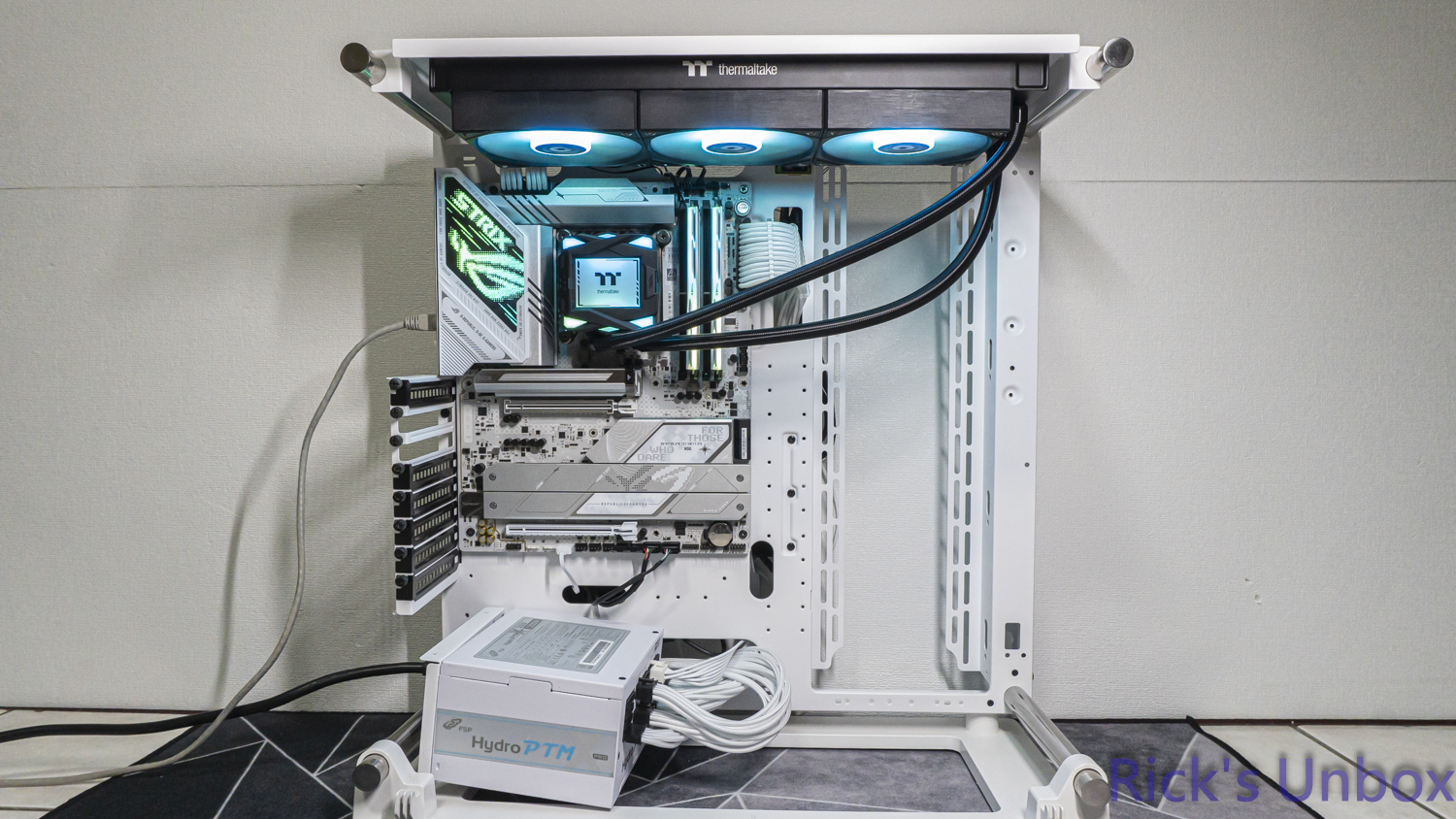 【開箱】曜越平價RGB水冷 | Thermaltake LA360 ARGB SYNC8040|小老婆汽機車資訊網