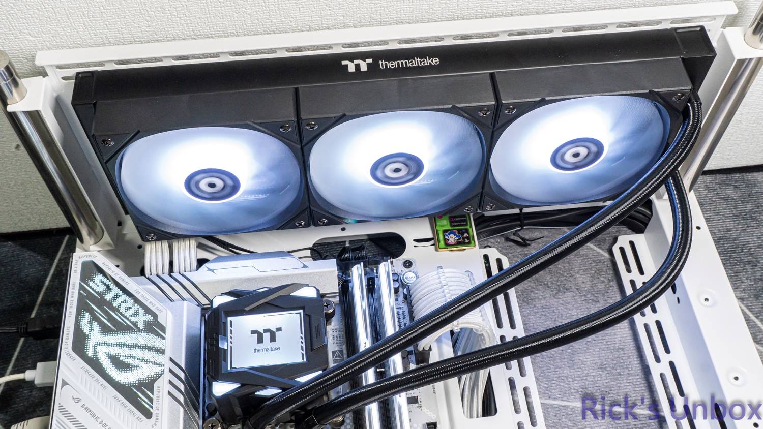 【開箱】曜越平價RGB水冷 | Thermaltake LA360 ARGB SYNC8985|小老婆汽機車資訊網