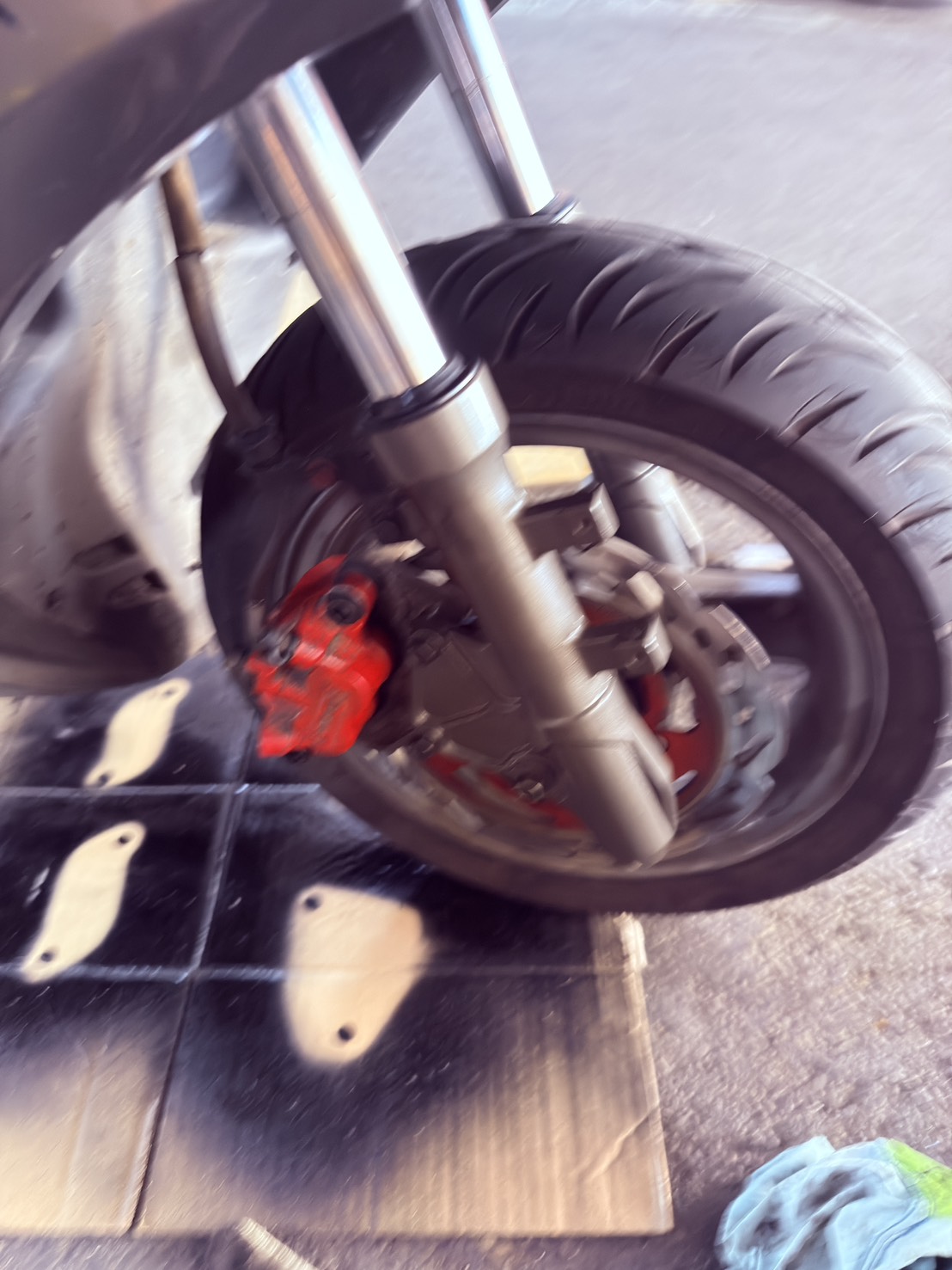 老雷噴射150前下筒漏油更新7935|小老婆汽機車資訊網