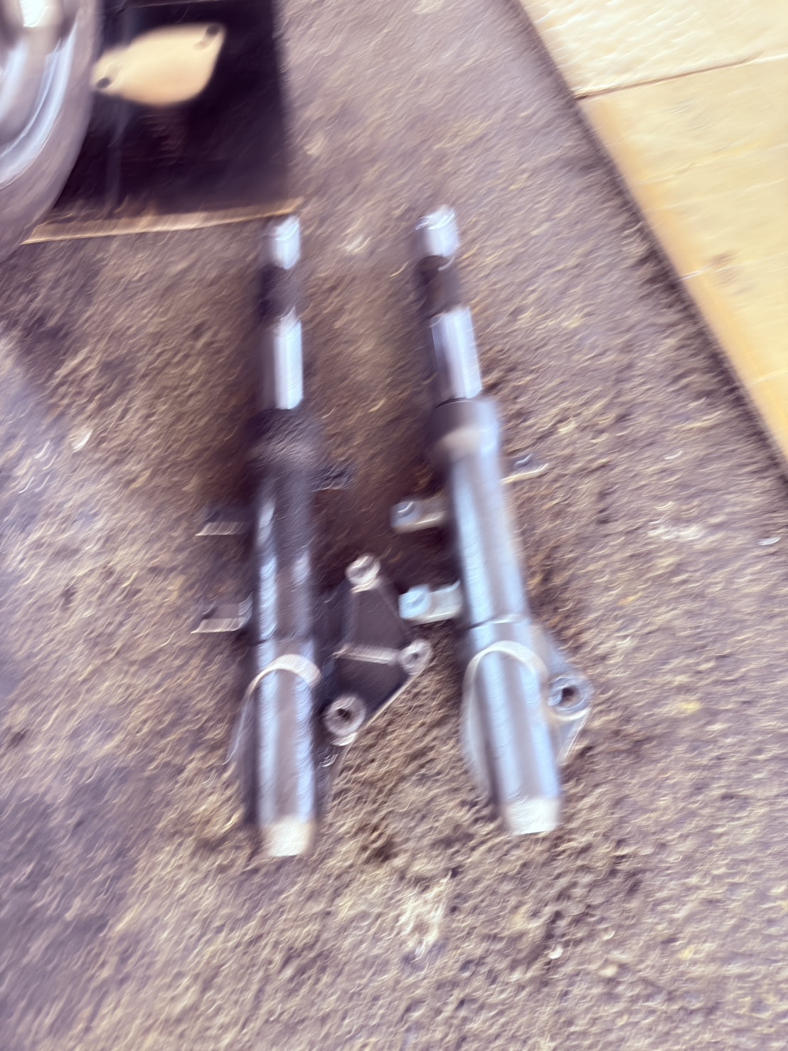 老雷噴射150前下筒漏油更新8229|小老婆汽機車資訊網