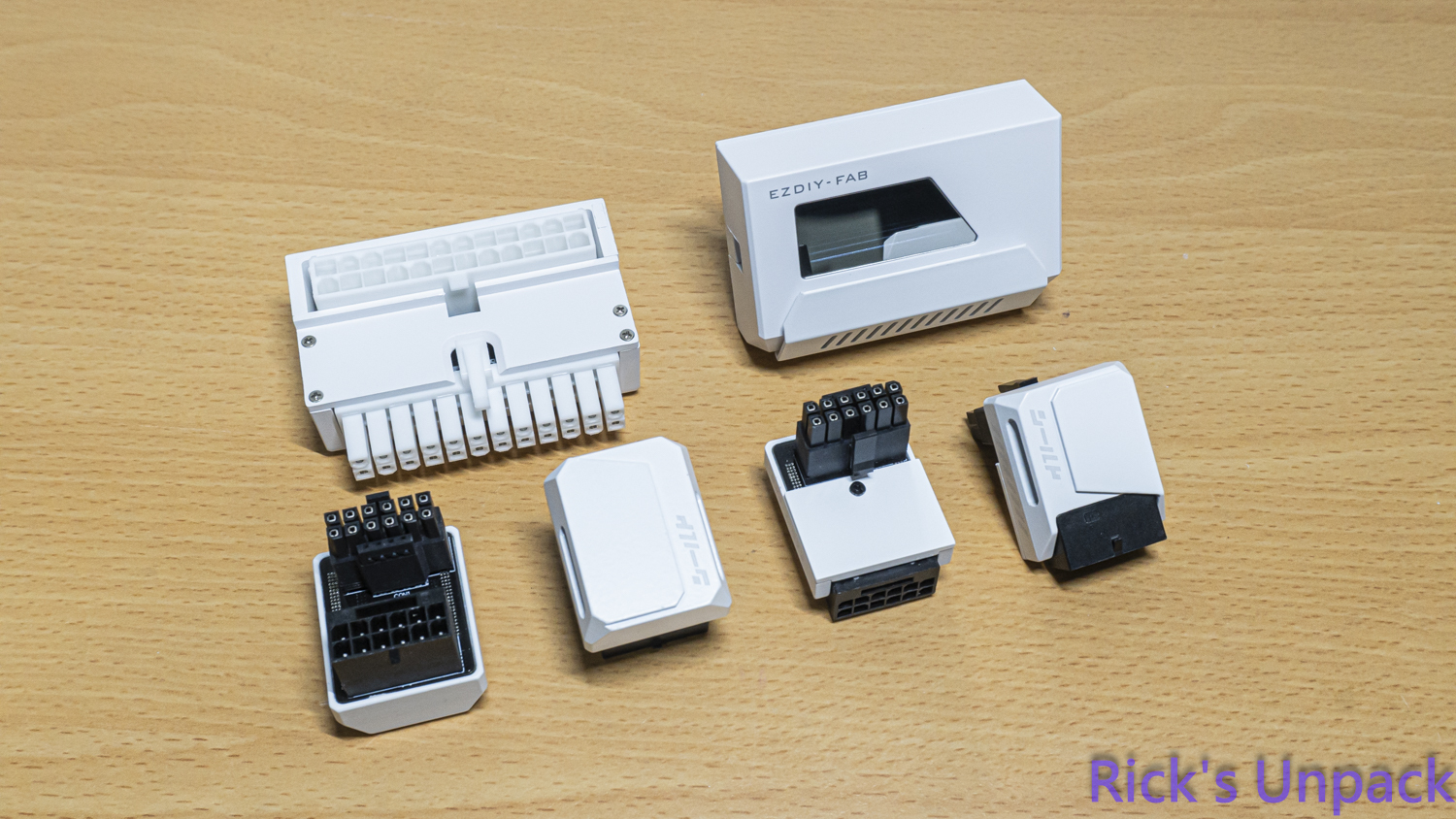 【開箱】為主機增加點綴 | EZDIY-FAB 24-PIN、12V-2x6 ADAPTER9153|小老婆汽機車資訊網