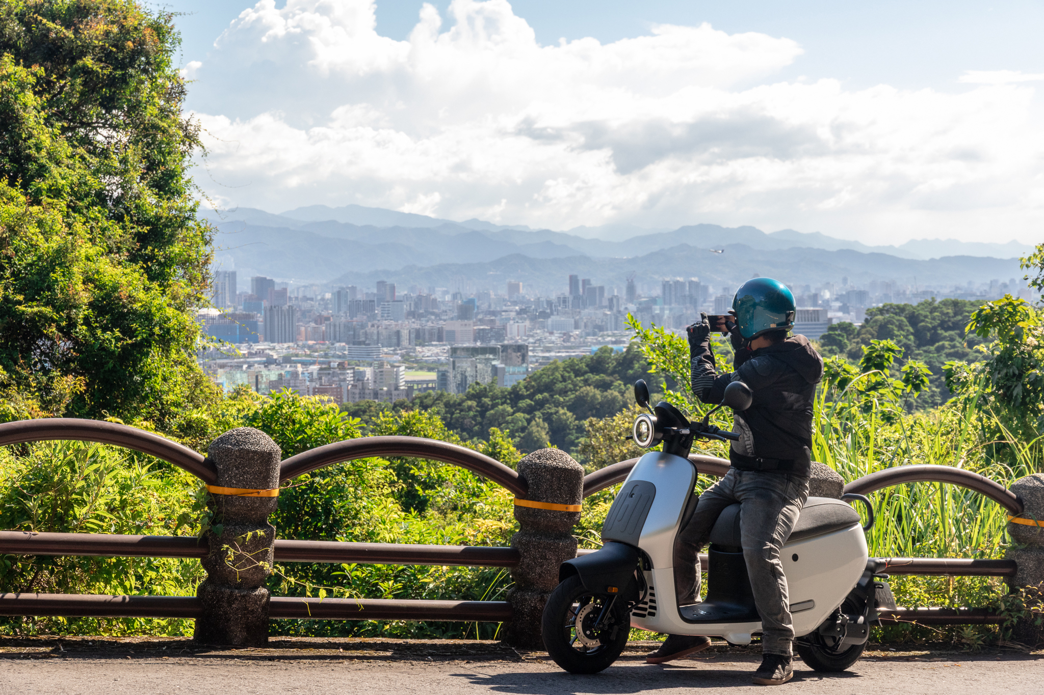 打破你對國民車的想像！Gogoro EZZY 500 試乘體驗9802|電動車,ezzy,ezzy500,gogoro,pbgn小老婆汽機車資訊網