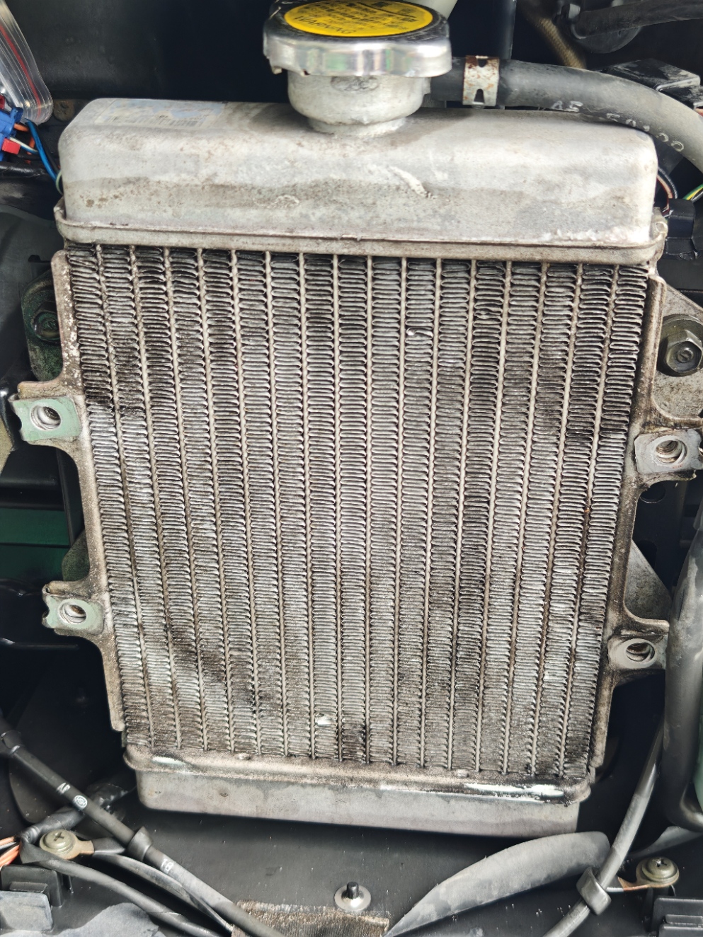 TIGRA 水箱冷排清洗與更換風扇9218|小老婆汽機車資訊網