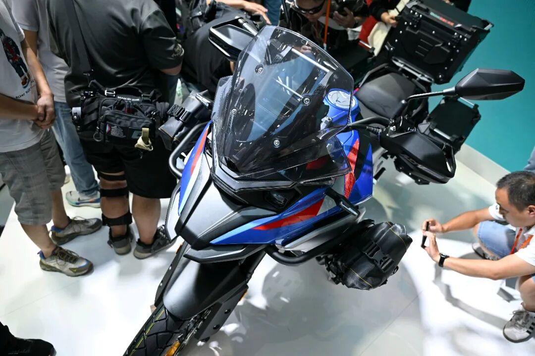 [大陆车讯]摩博会现场｜凯越 625X 全面进化，四缸仿赛 650RR...2753|小老婆汽機車資訊網