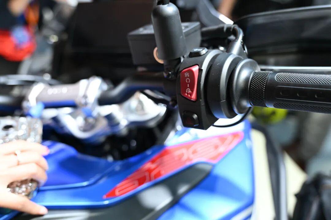 [大陆车讯]摩博会现场｜凯越 625X 全面进化，四缸仿赛 650RR...7654|小老婆汽機車資訊網