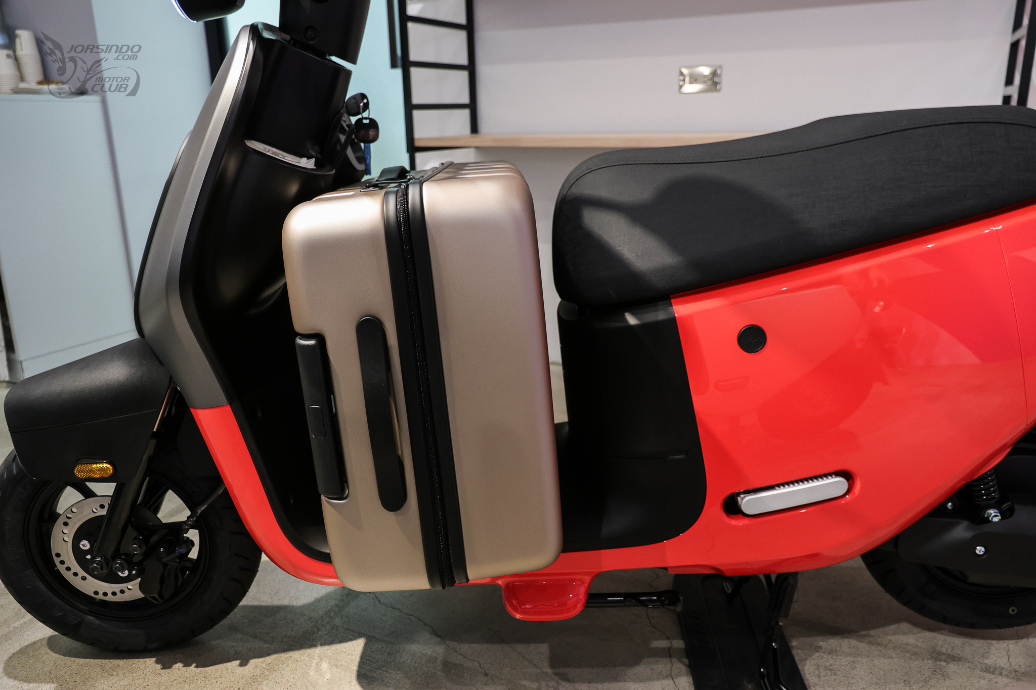 打破你對國民車的想像！Gogoro EZZY 500 試乘體驗606|電動車,ezzy,ezzy500,gogoro,pbgn小老婆汽機車資訊網