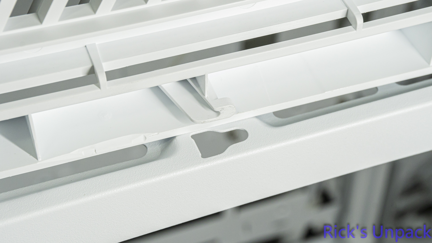 【開箱】賊船全景曲面 | CORSAIR FRAME 4500X LX-R RGB WHITE8789|小老婆汽機車資訊網