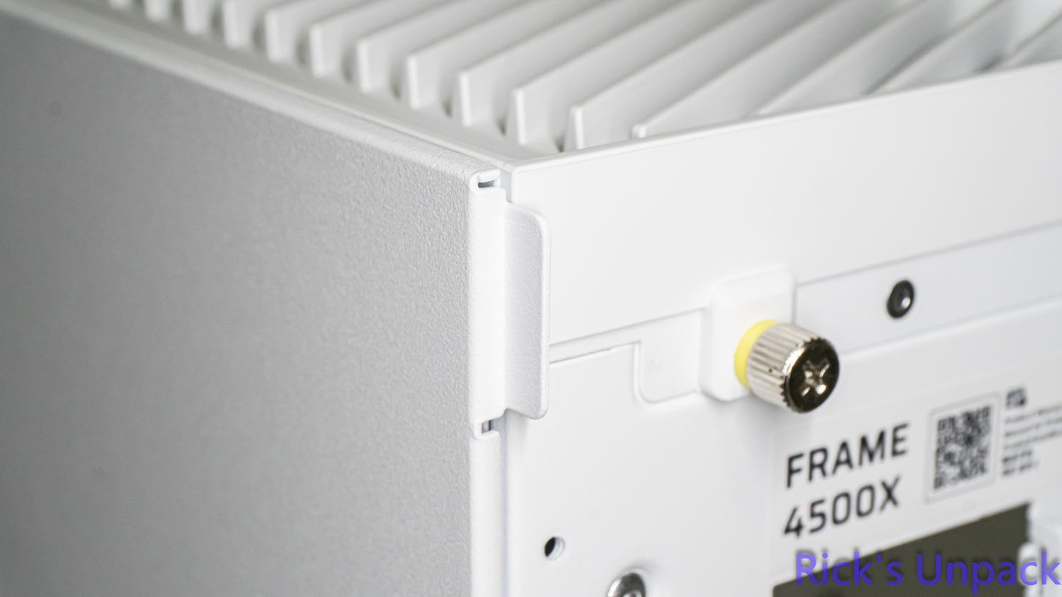 【開箱】賊船全景曲面 | CORSAIR FRAME 4500X LX-R RGB WHITE1396|小老婆汽機車資訊網