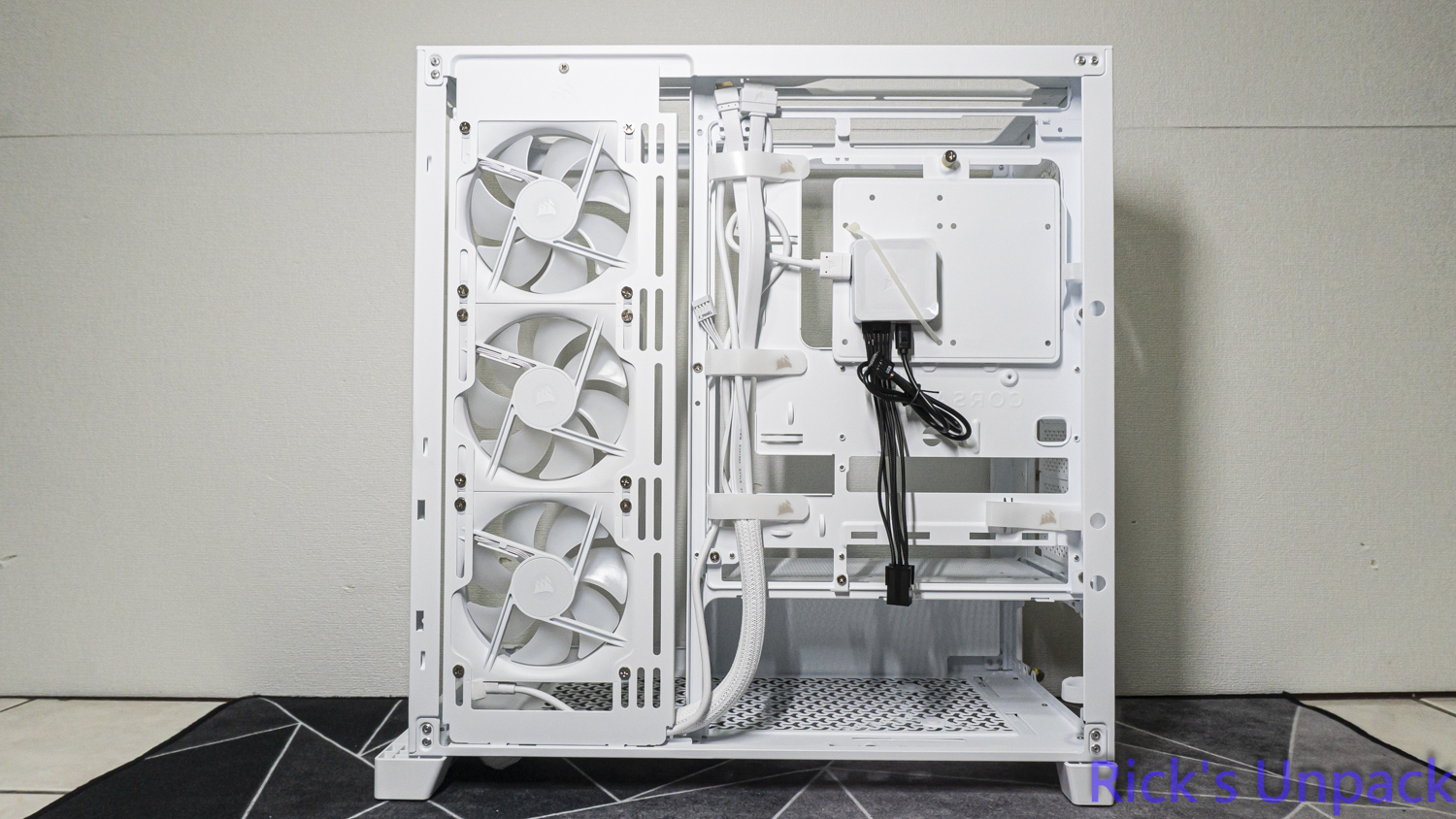 【開箱】賊船全景曲面 | CORSAIR FRAME 4500X LX-R RGB WHITE5827|小老婆汽機車資訊網