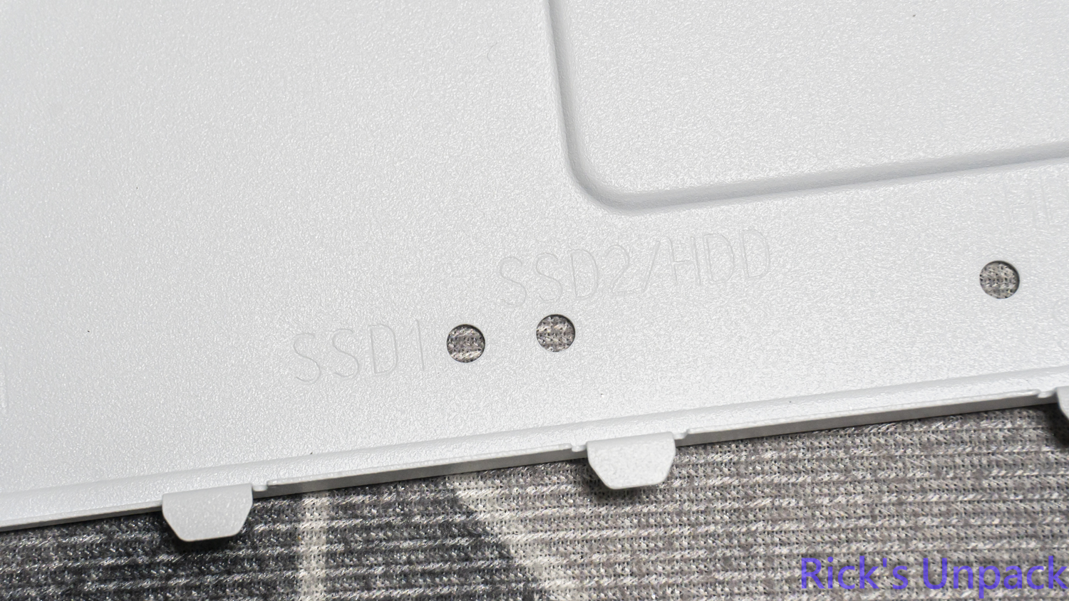 【開箱】賊船全景曲面 | CORSAIR FRAME 4500X LX-R RGB WHITE1089|小老婆汽機車資訊網