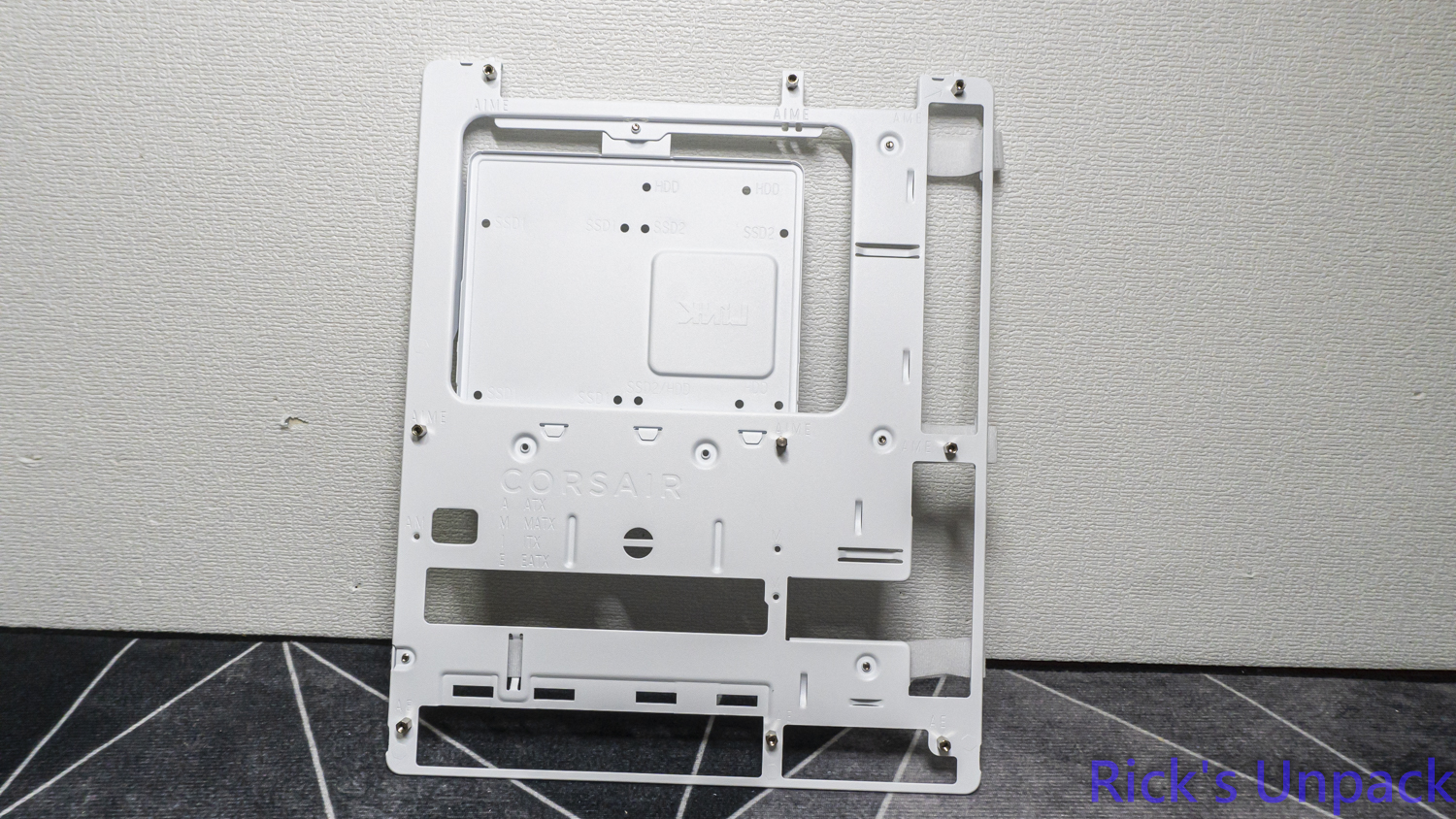 【開箱】賊船全景曲面 | CORSAIR FRAME 4500X LX-R RGB WHITE6643|小老婆汽機車資訊網