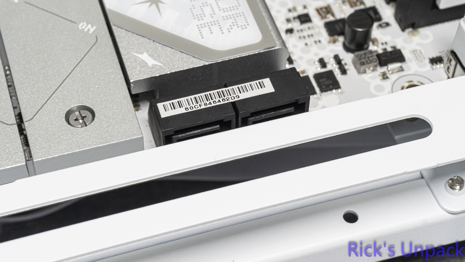 【開箱】賊船全景曲面 | CORSAIR FRAME 4500X LX-R RGB WHITE7816|小老婆汽機車資訊網