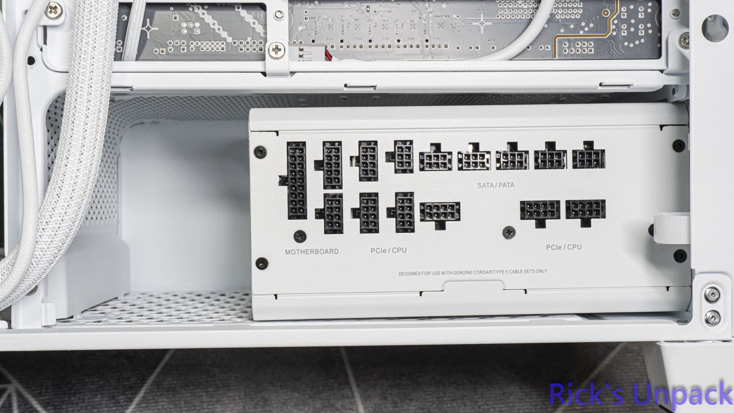 【開箱】賊船全景曲面 | CORSAIR FRAME 4500X LX-R RGB WHITE6014|小老婆汽機車資訊網