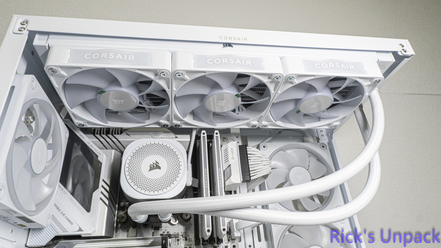 【開箱】賊船全景曲面 | CORSAIR FRAME 4500X LX-R RGB WHITE2648|小老婆汽機車資訊網