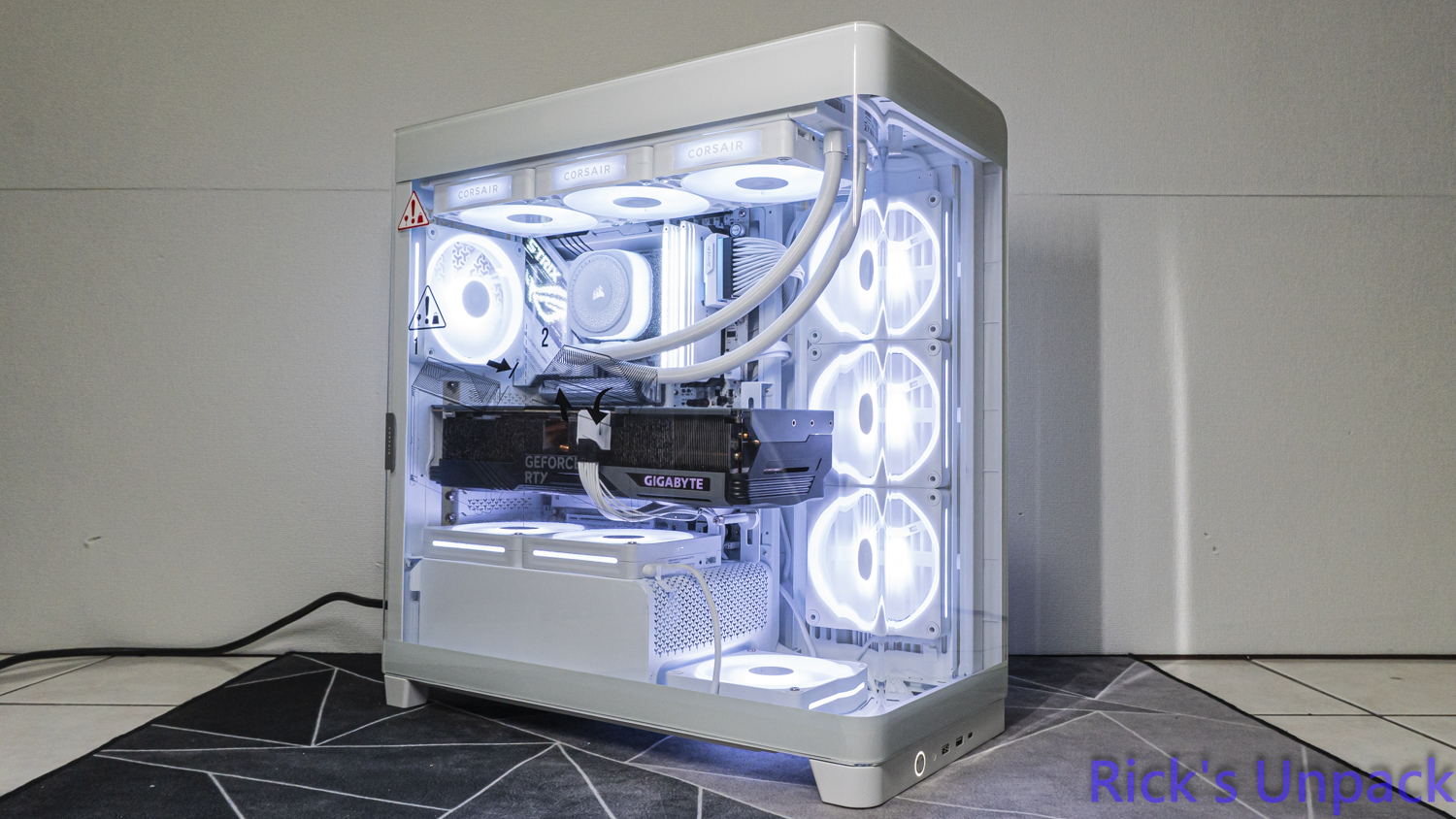 【開箱】賊船全景曲面 | CORSAIR FRAME 4500X LX-R RGB WHITE588|小老婆汽機車資訊網
