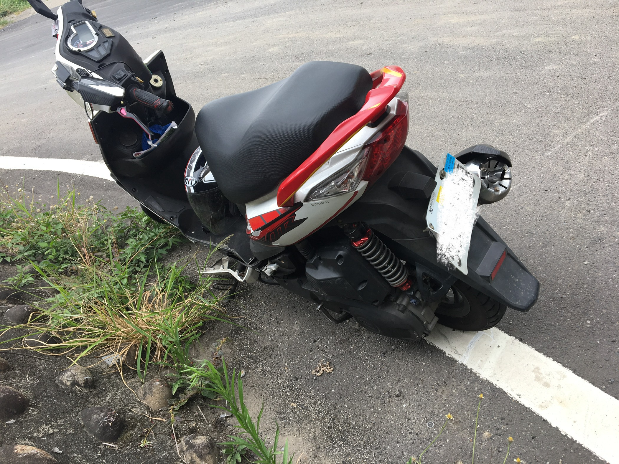 VJR125 ABS一路的改裝&amp;升級 Gmax對四卡鉗8733|小老婆汽機車資訊網