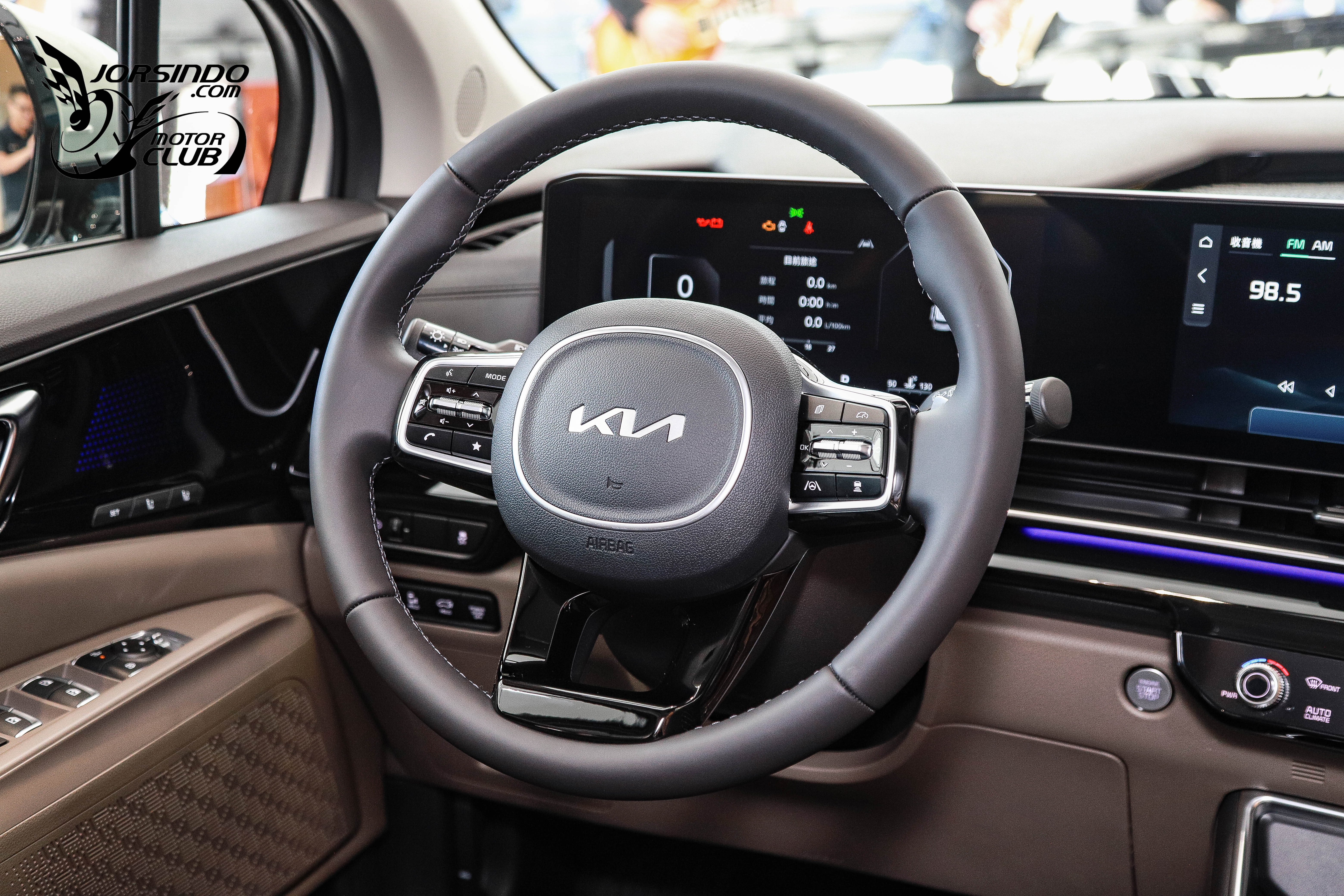 雙車型，191.9萬元起！KIA Carnival八人座抵台上市9932|小老婆汽機車資訊網