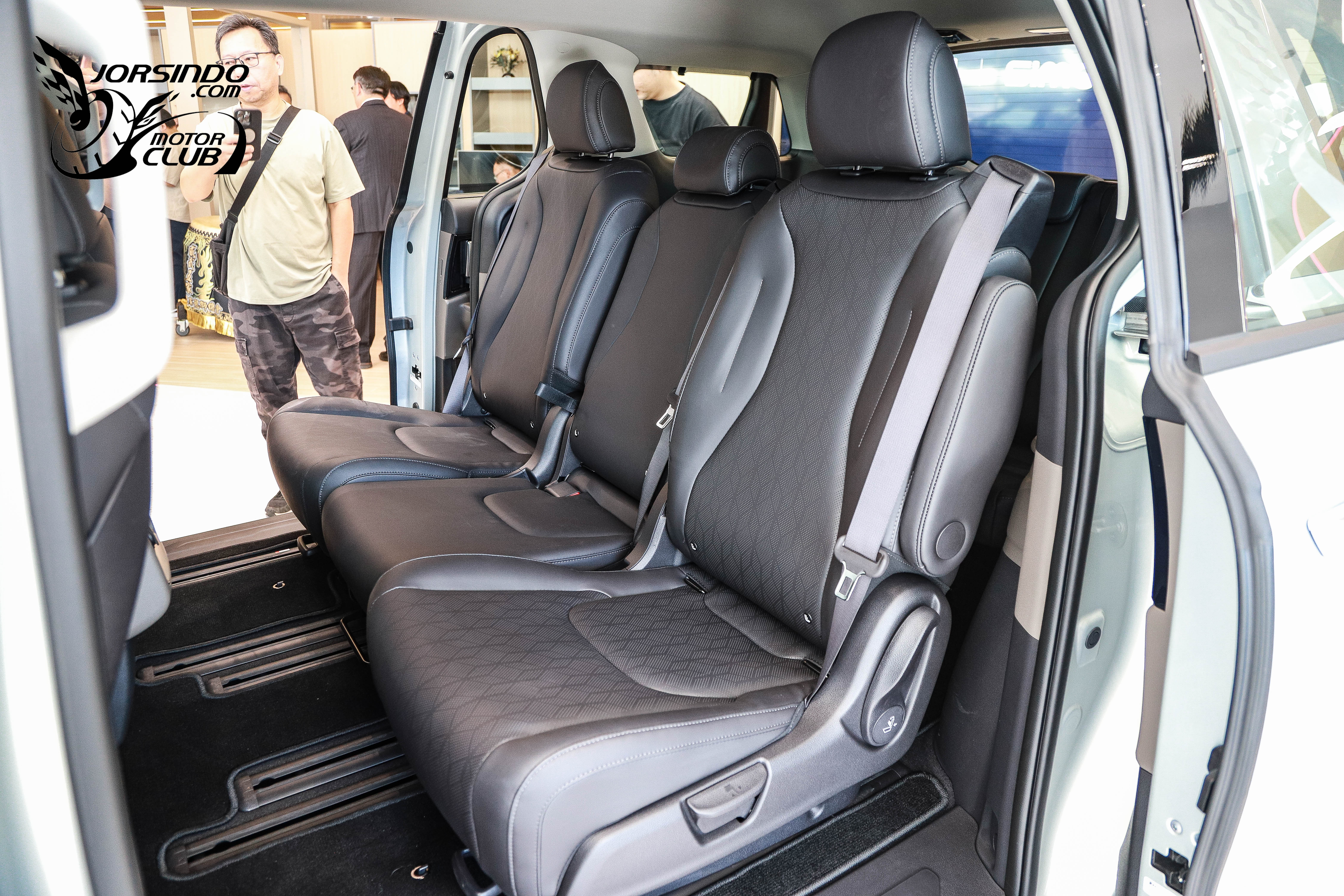 雙車型，191.9萬元起！KIA Carnival八人座抵台上市4660|小老婆汽機車資訊網