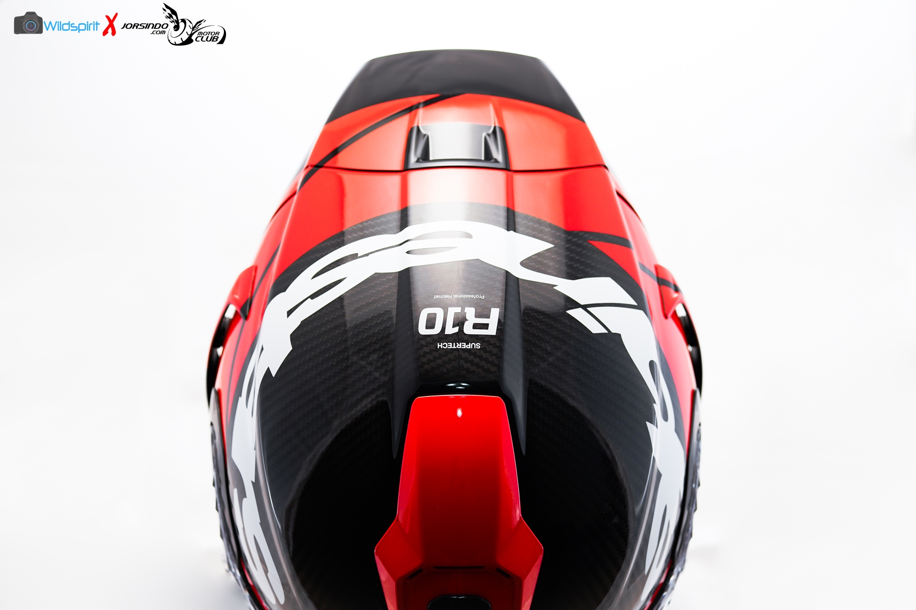 頂級賽事款新挑戰者! Alpinestars【Supertech R-10】Asian Fits1647|小老婆汽機車資訊網