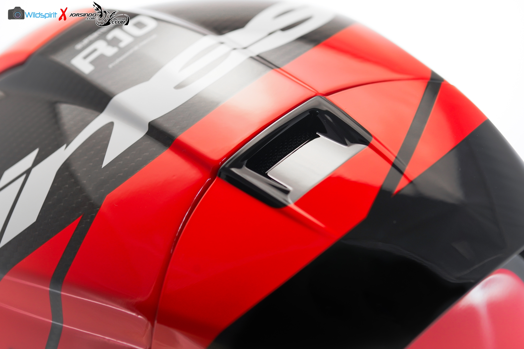 頂級賽事款新挑戰者! Alpinestars【Supertech R-10】Asian Fits737|小老婆汽機車資訊網