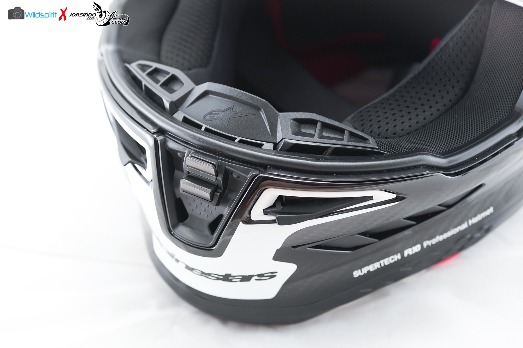 頂級賽事款新挑戰者! Alpinestars【Supertech R-10】Asian Fits2741|小老婆汽機車資訊網
