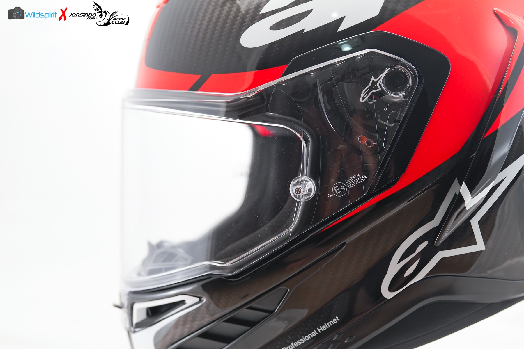 頂級賽事款新挑戰者! Alpinestars【Supertech R-10】Asian Fits2062|小老婆汽機車資訊網