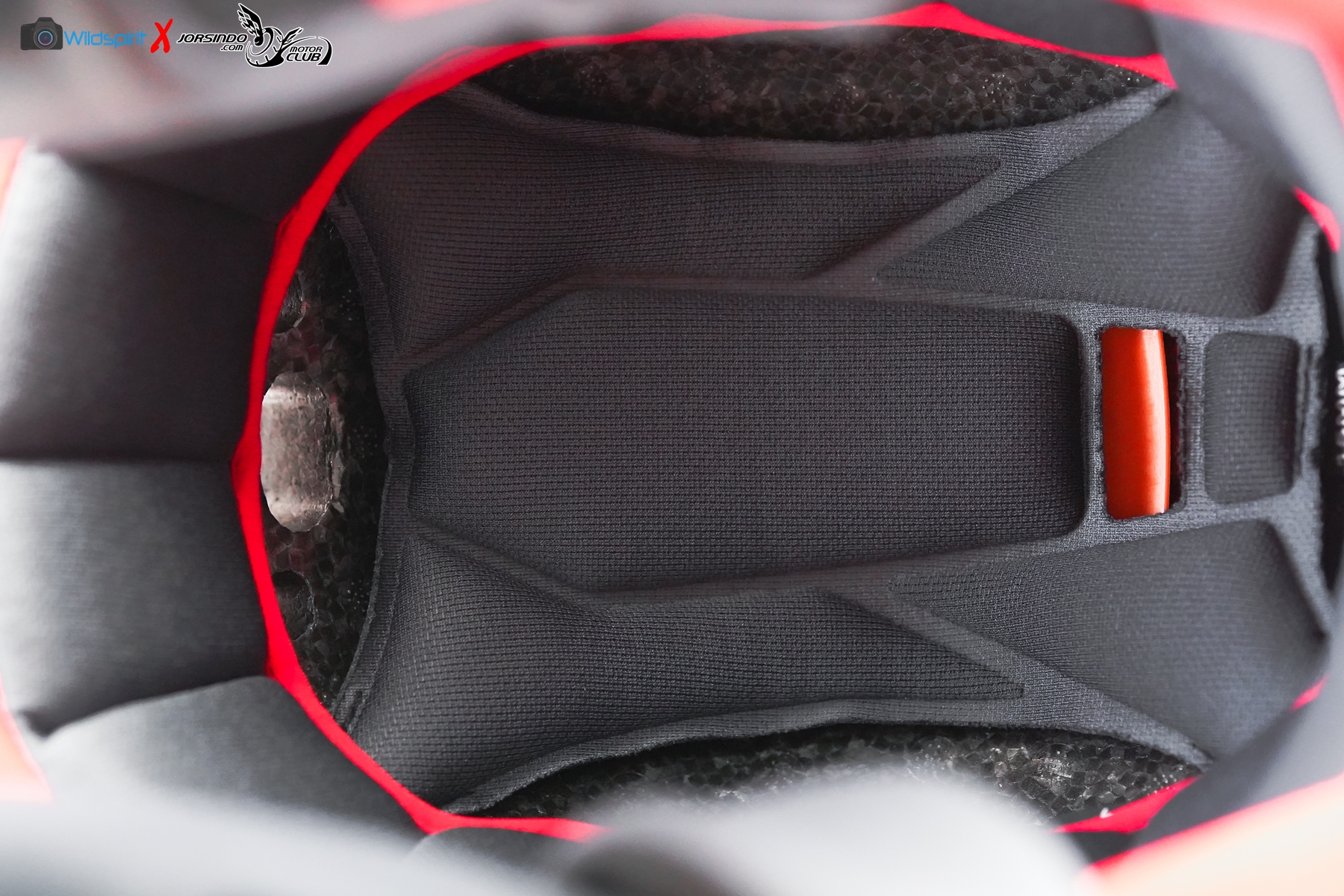 頂級賽事款新挑戰者! Alpinestars【Supertech R-10】Asian Fits9641|小老婆汽機車資訊網